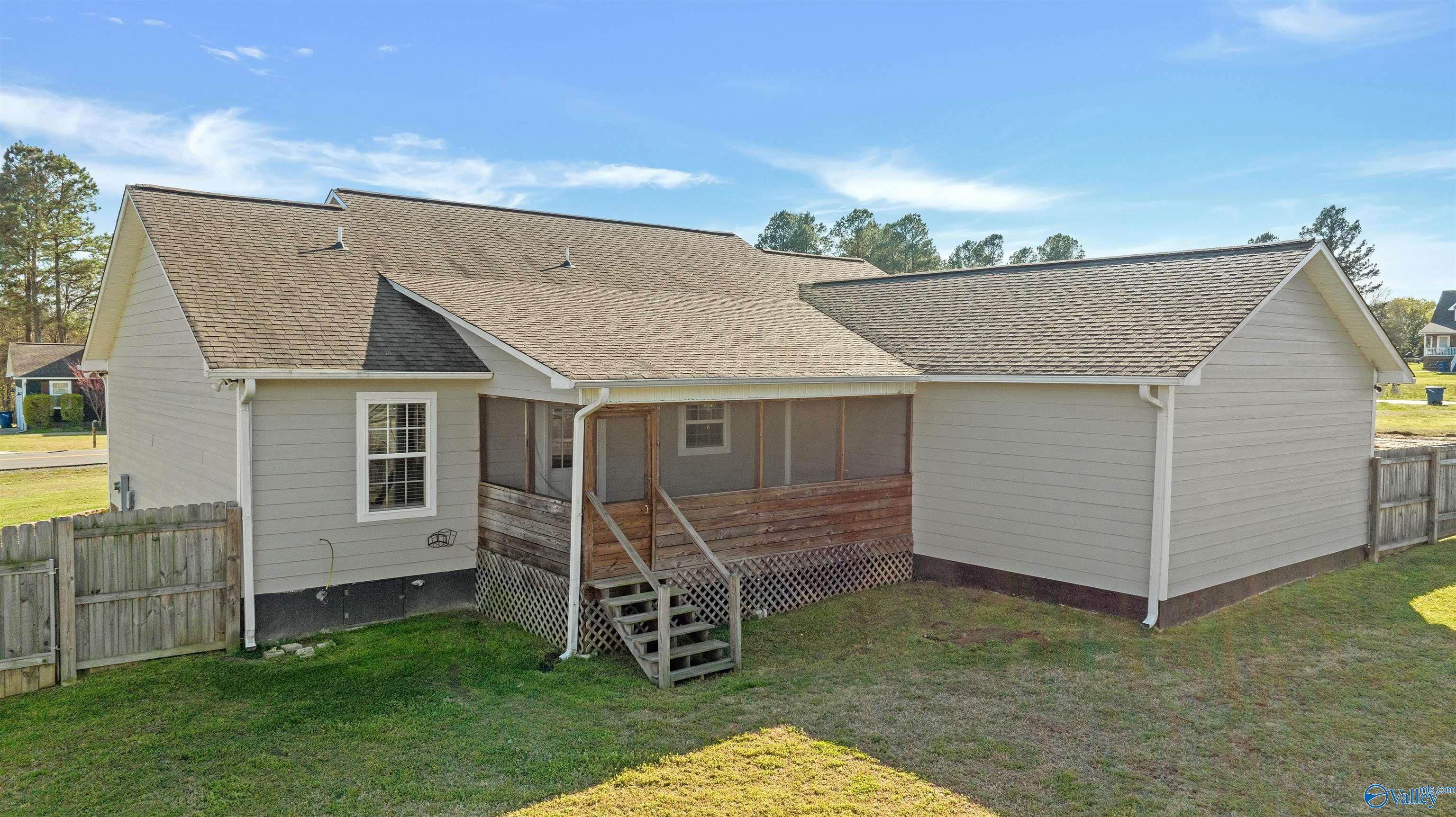 170 Deer Street