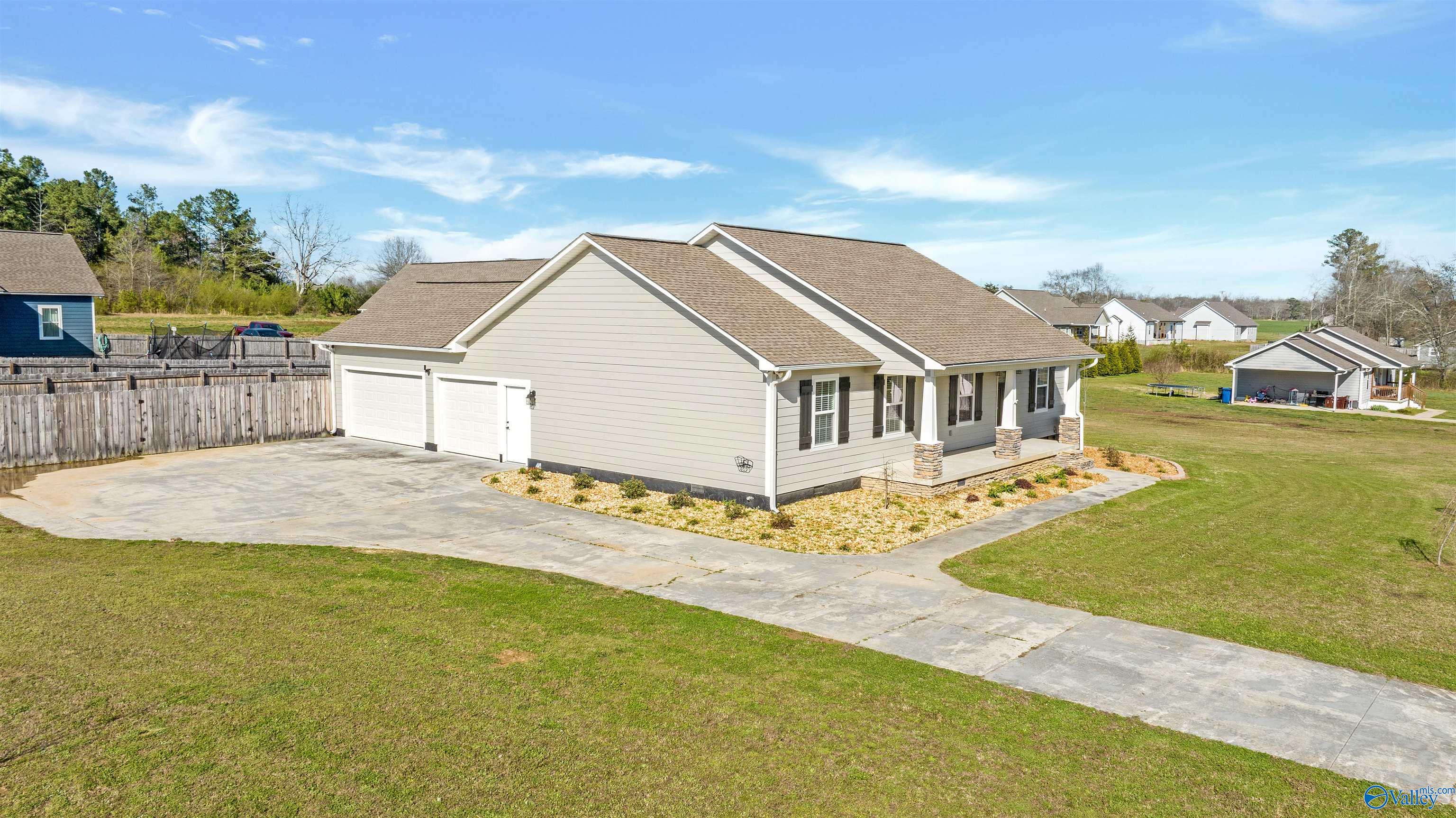 170 Deer Street