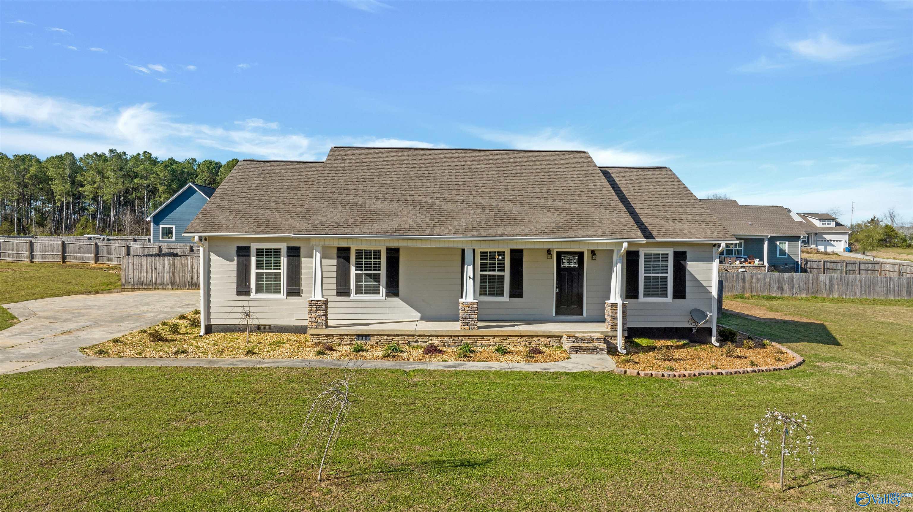 170 Deer Street