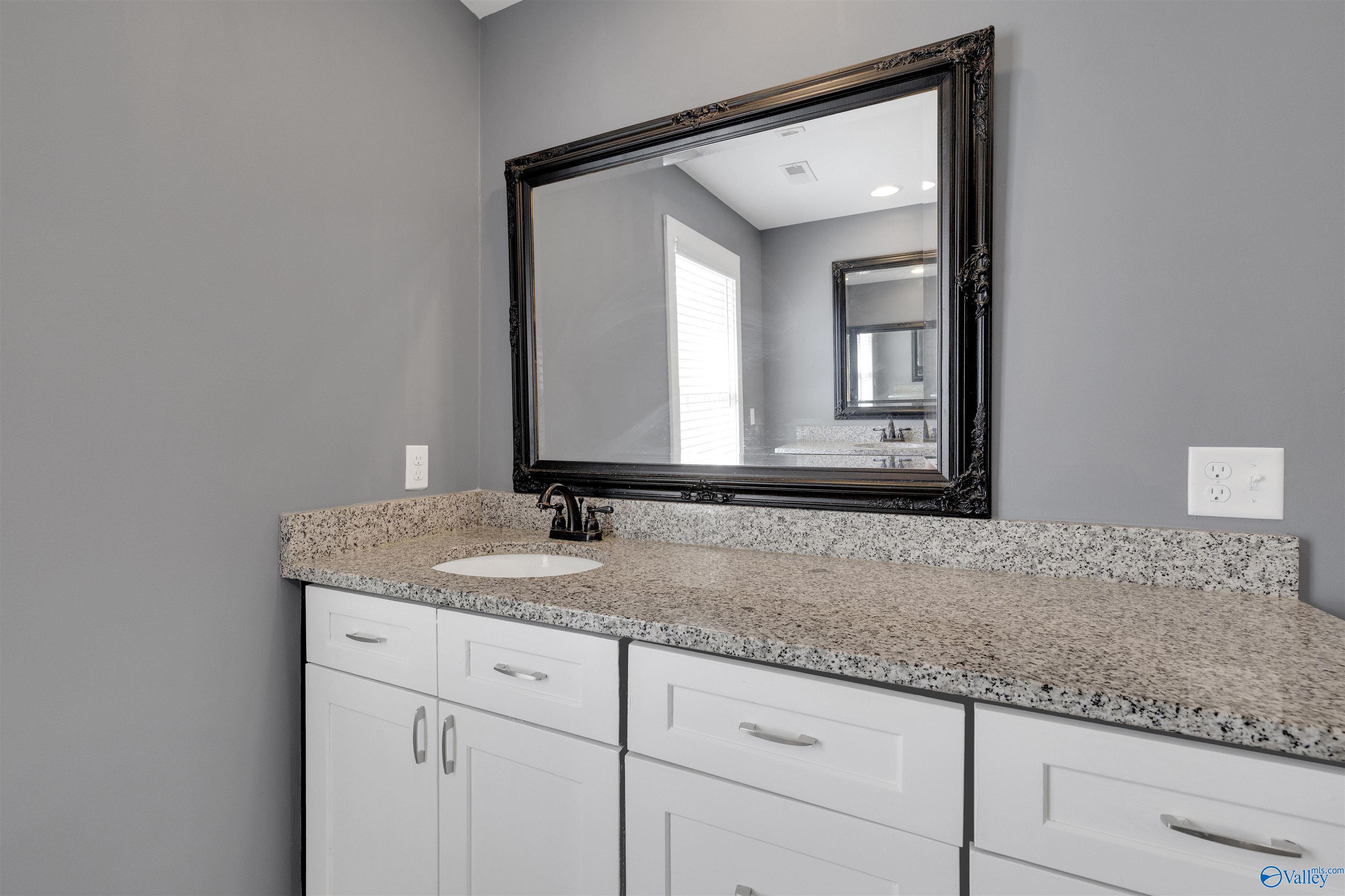 170 Deer Street
