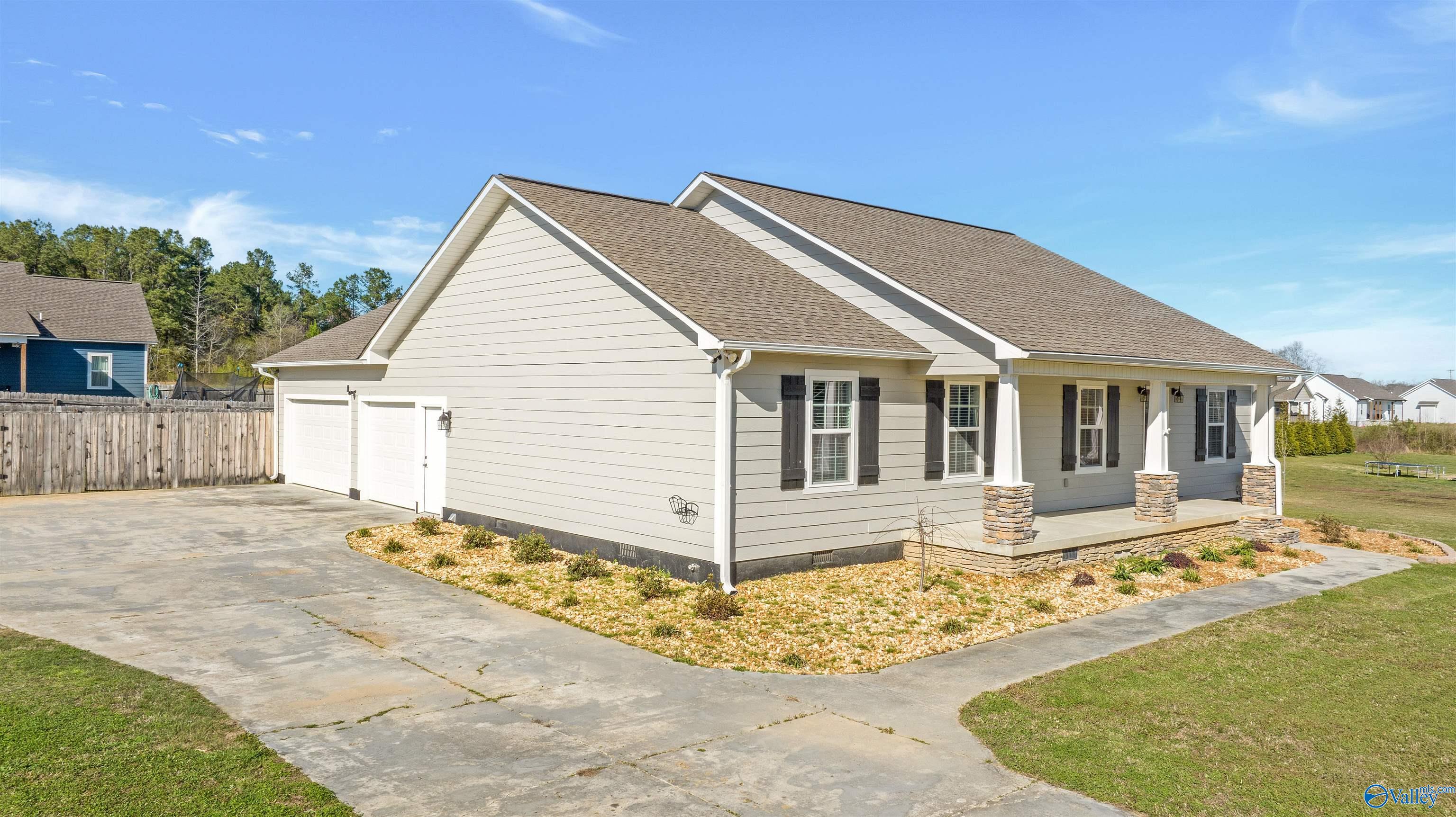 170 Deer Street