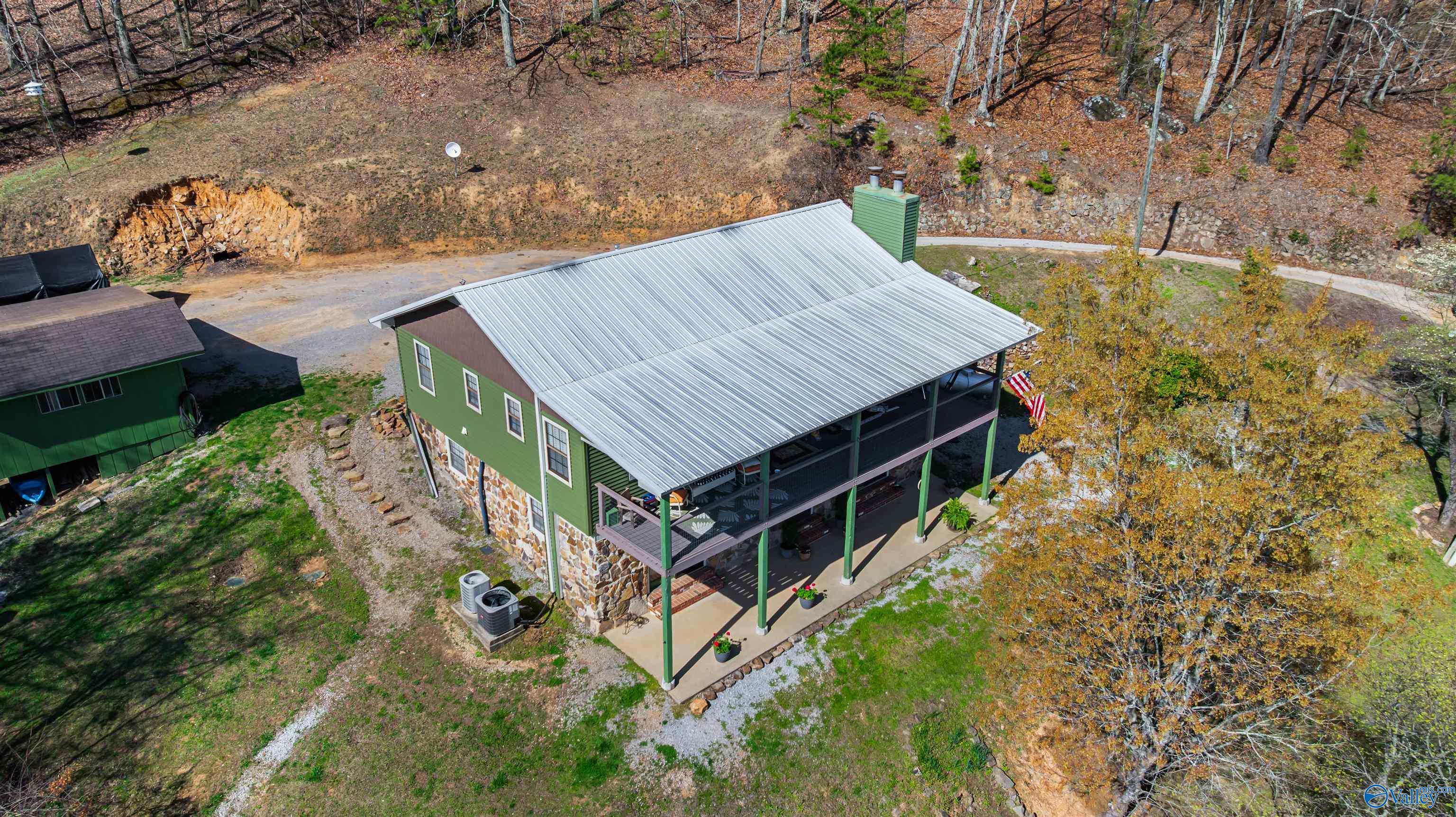 835 Owens Switch Road