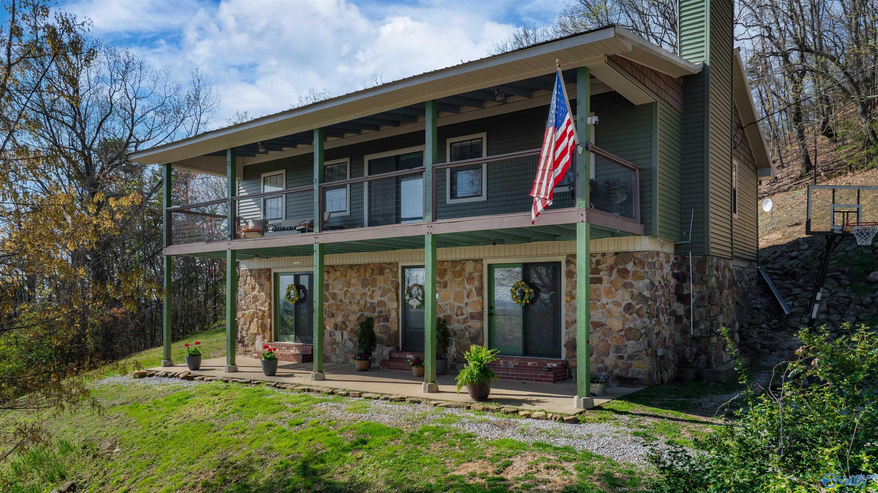 835 Owens Switch Road