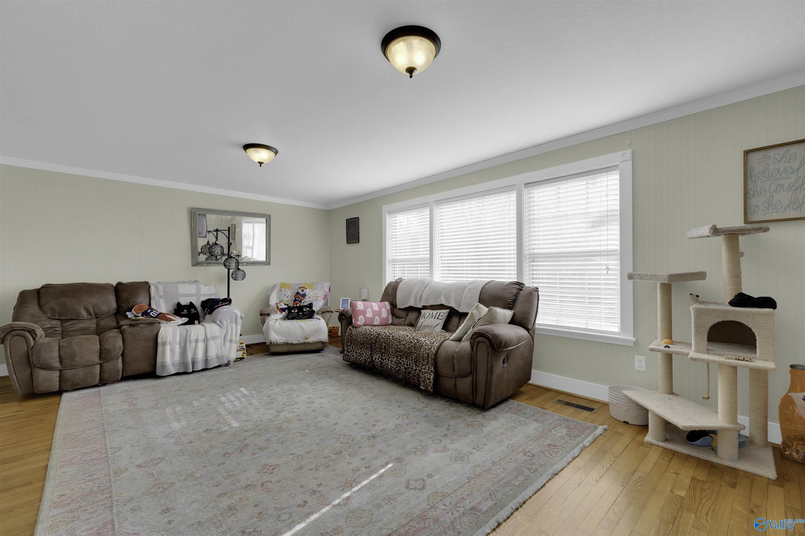 706 Forest Avenue NW