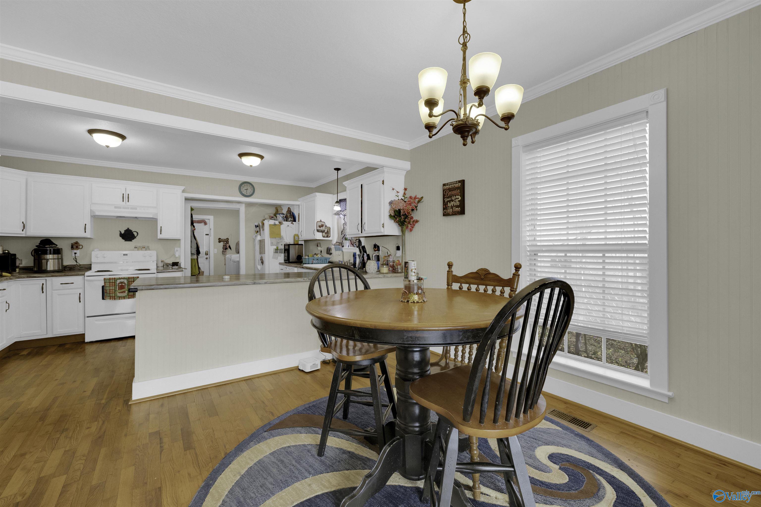 706 Forest Avenue NW