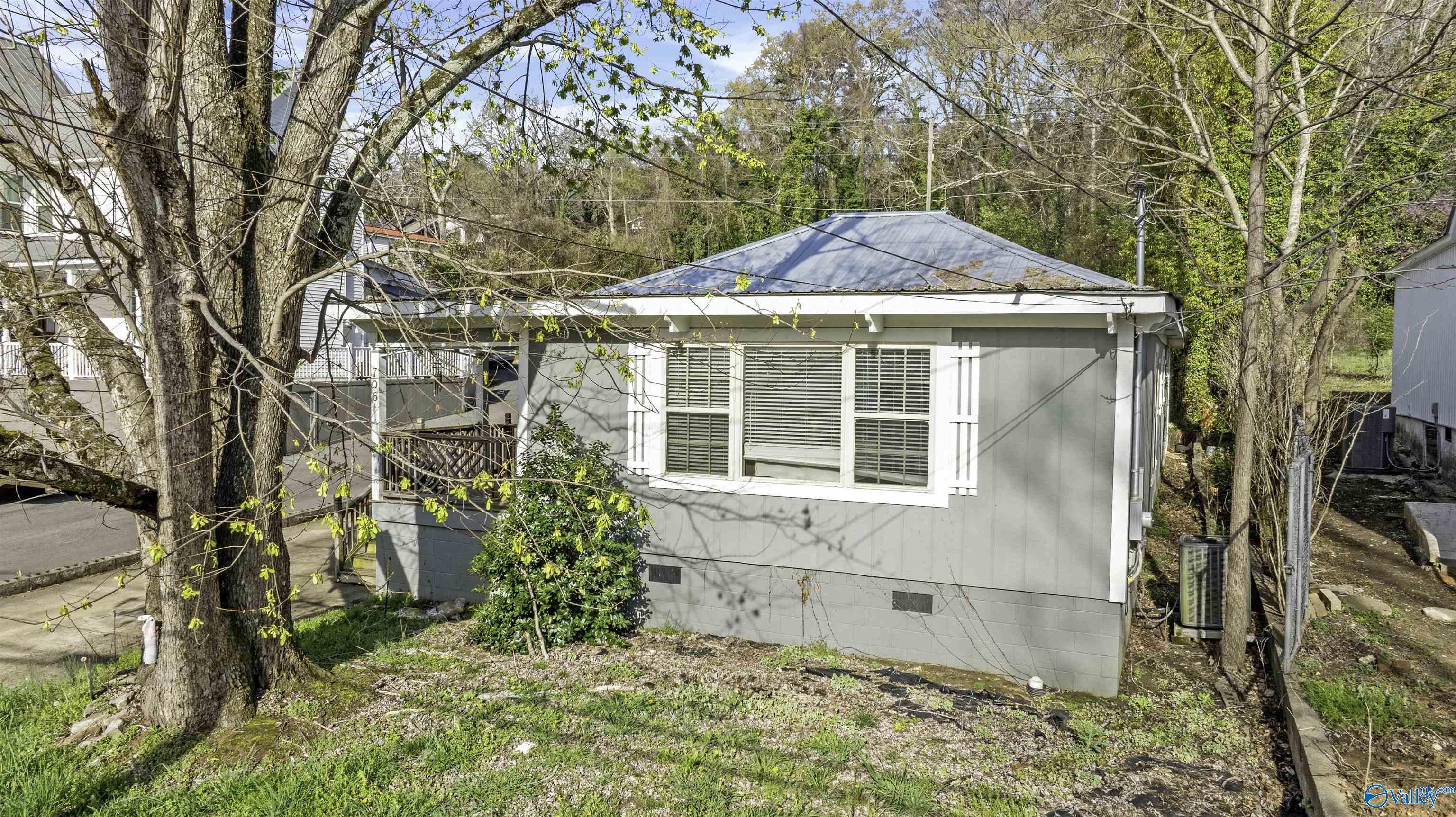 706 Forest Avenue NW