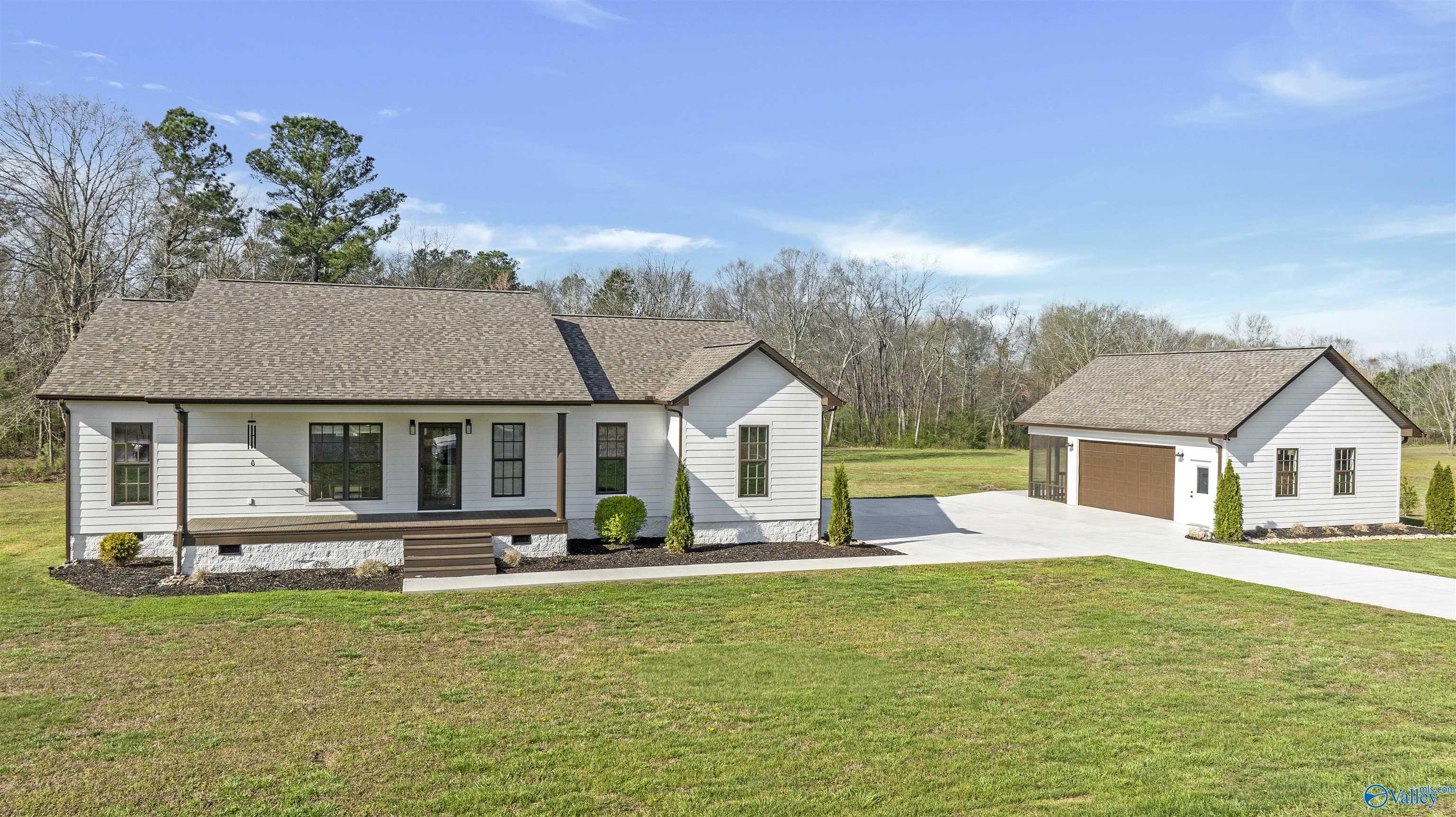 101 Pebble Lane