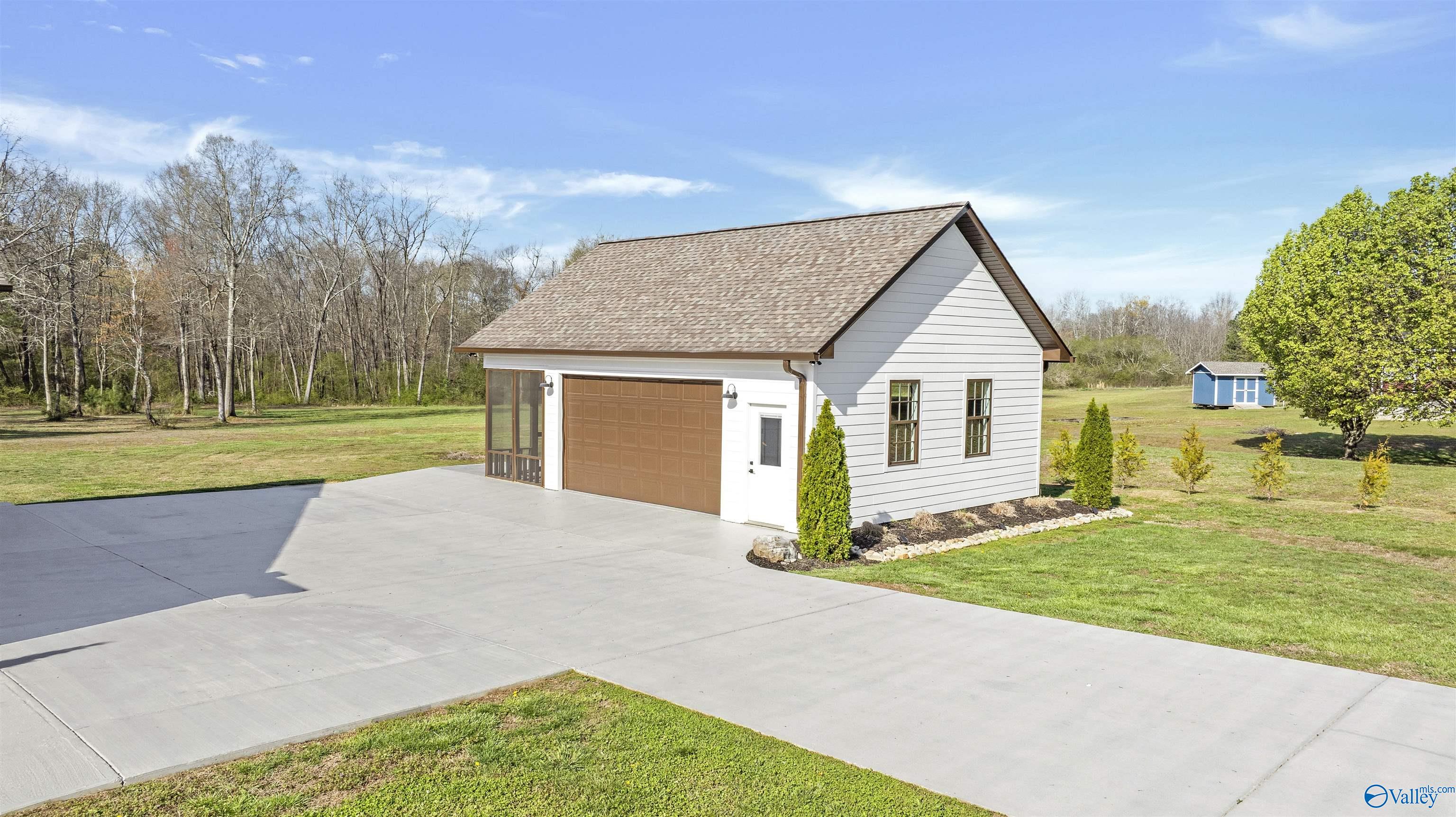 101 Pebble Lane