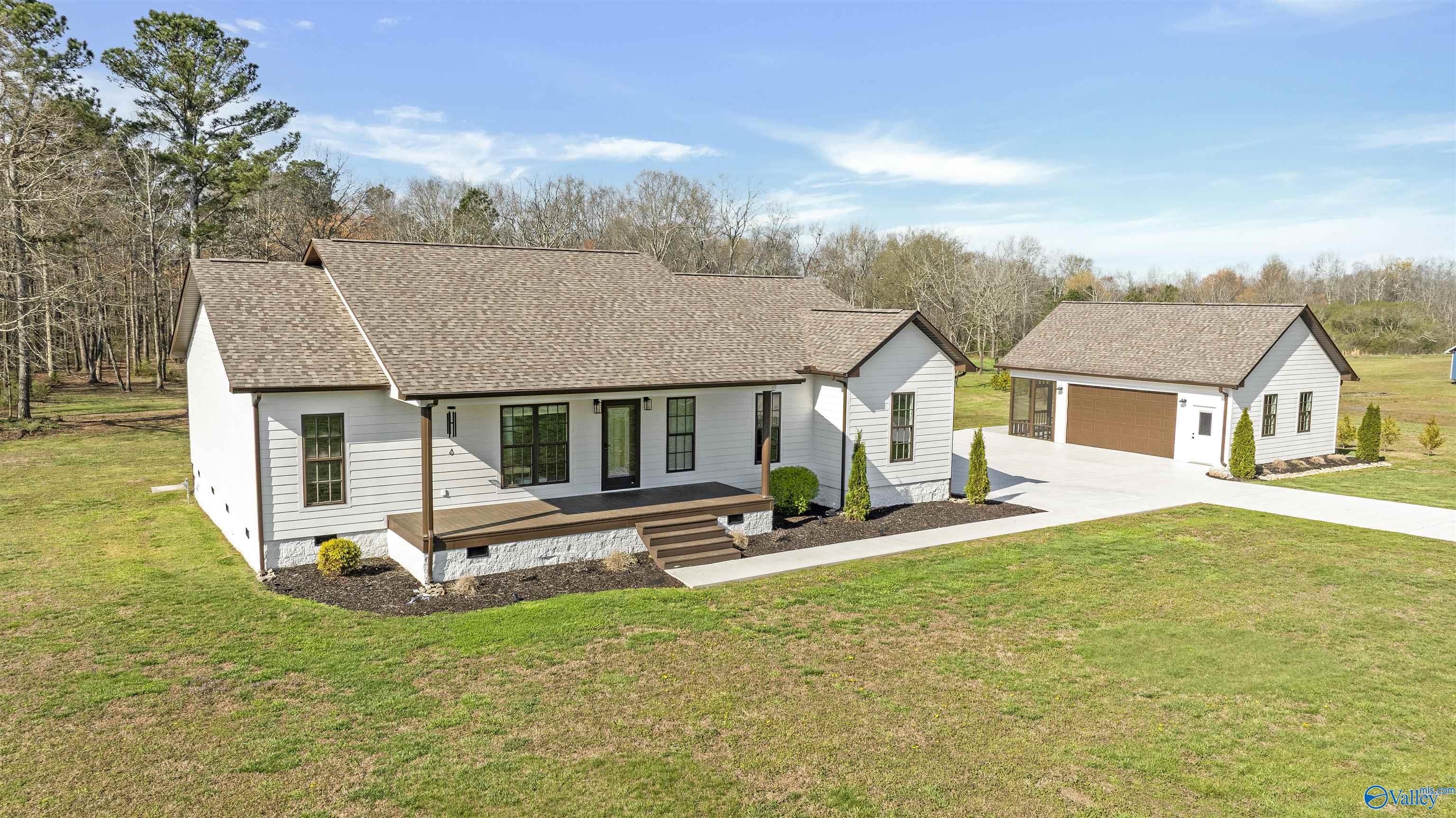101 Pebble Lane