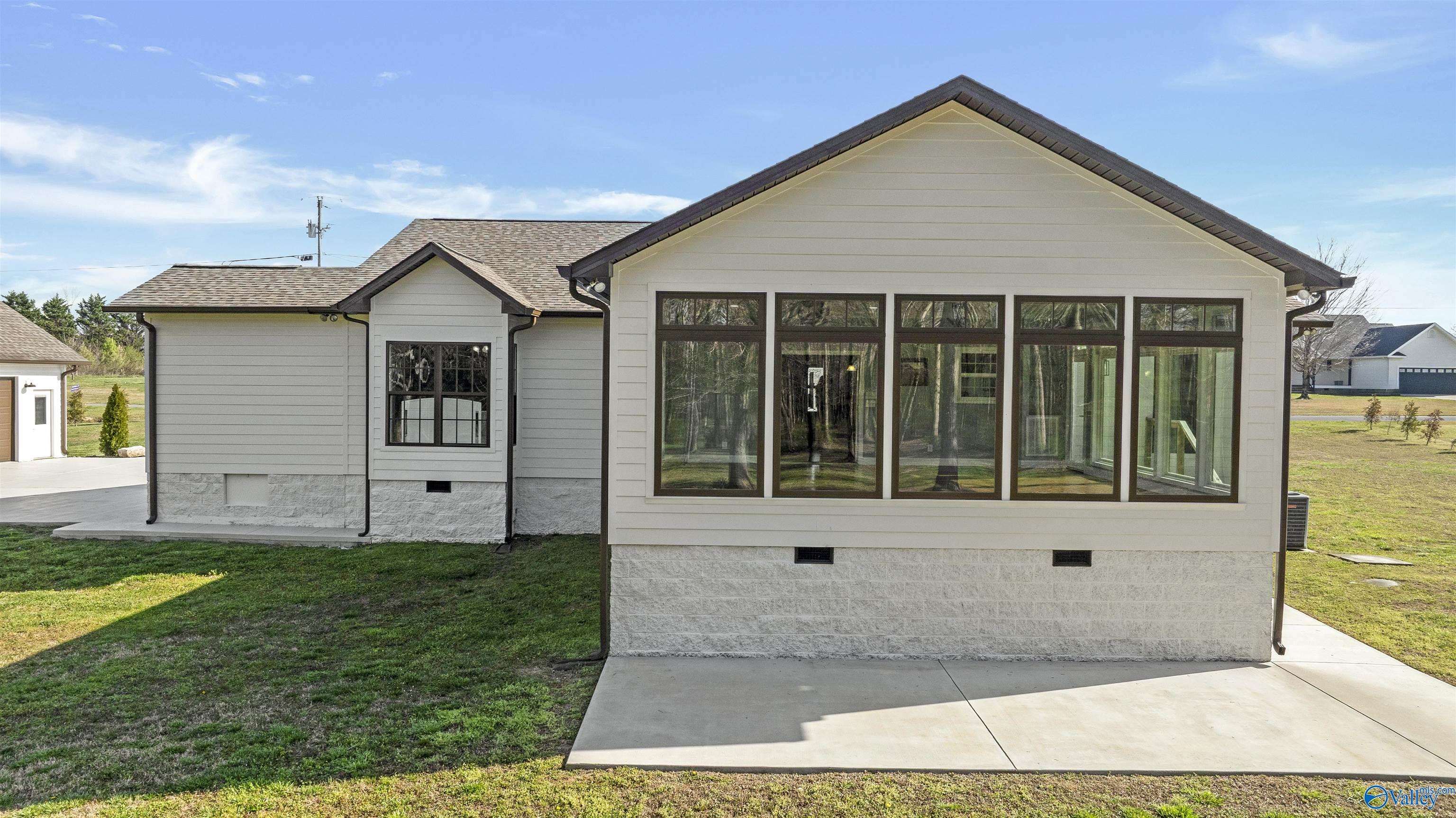 101 Pebble Lane