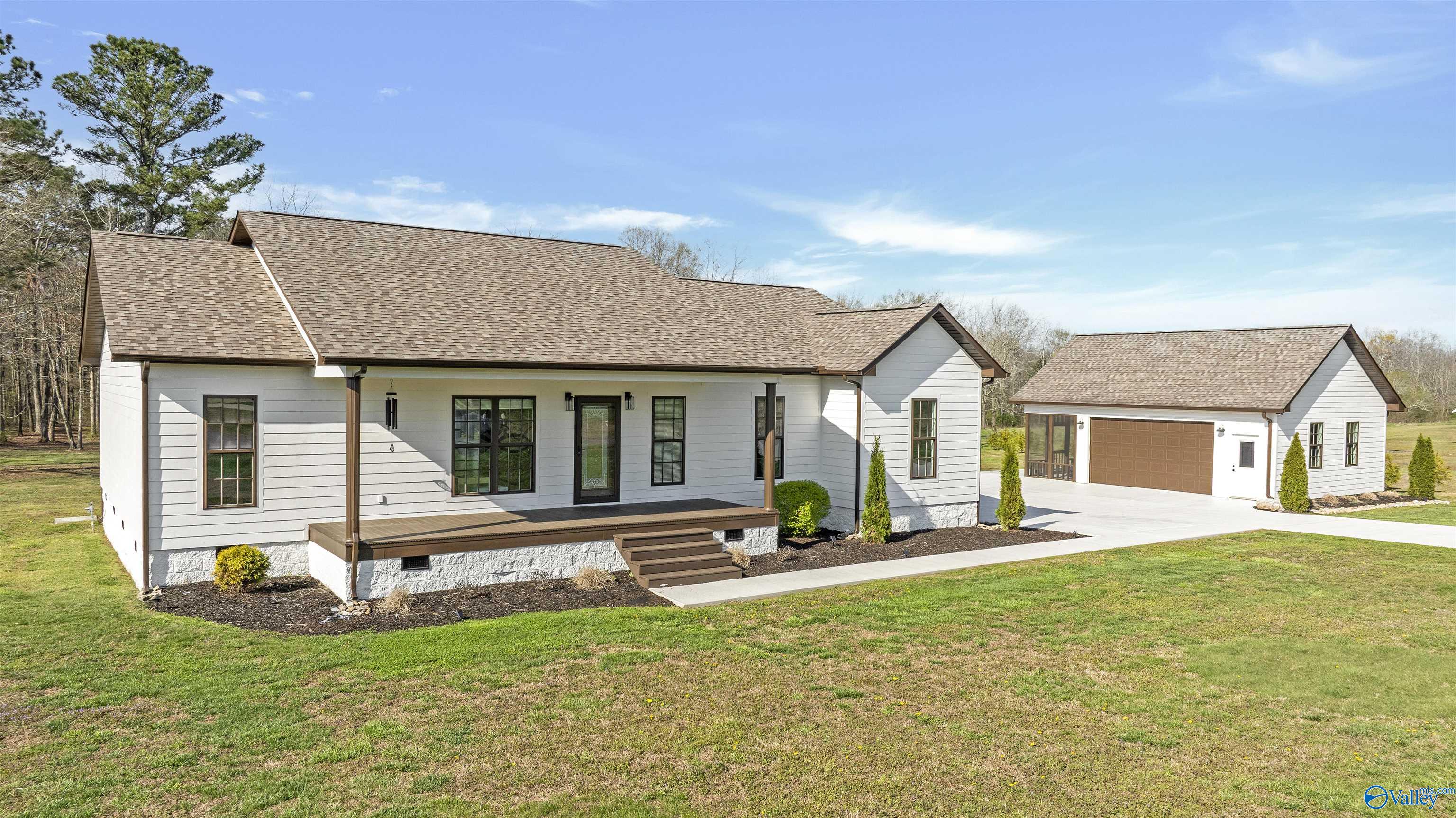 101 Pebble Lane