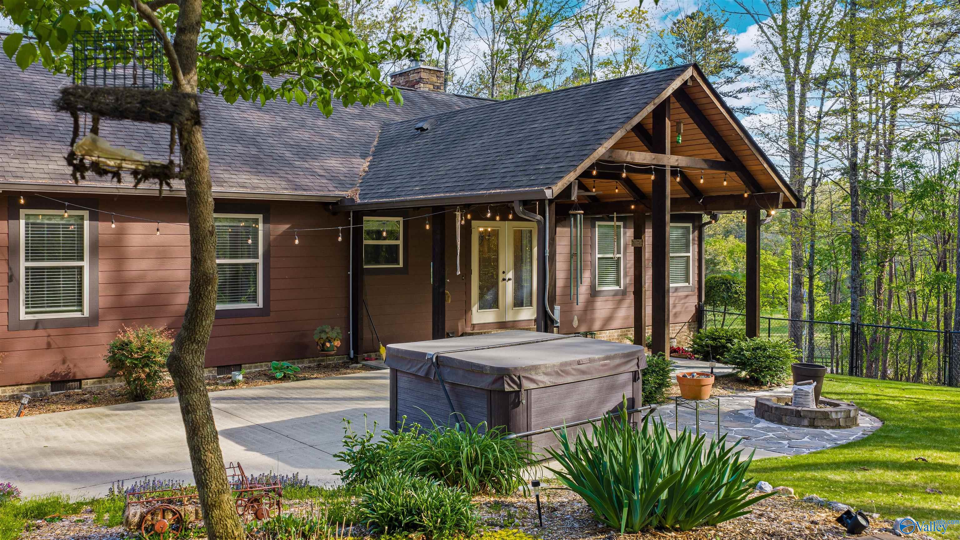 3300 Hardinger Road