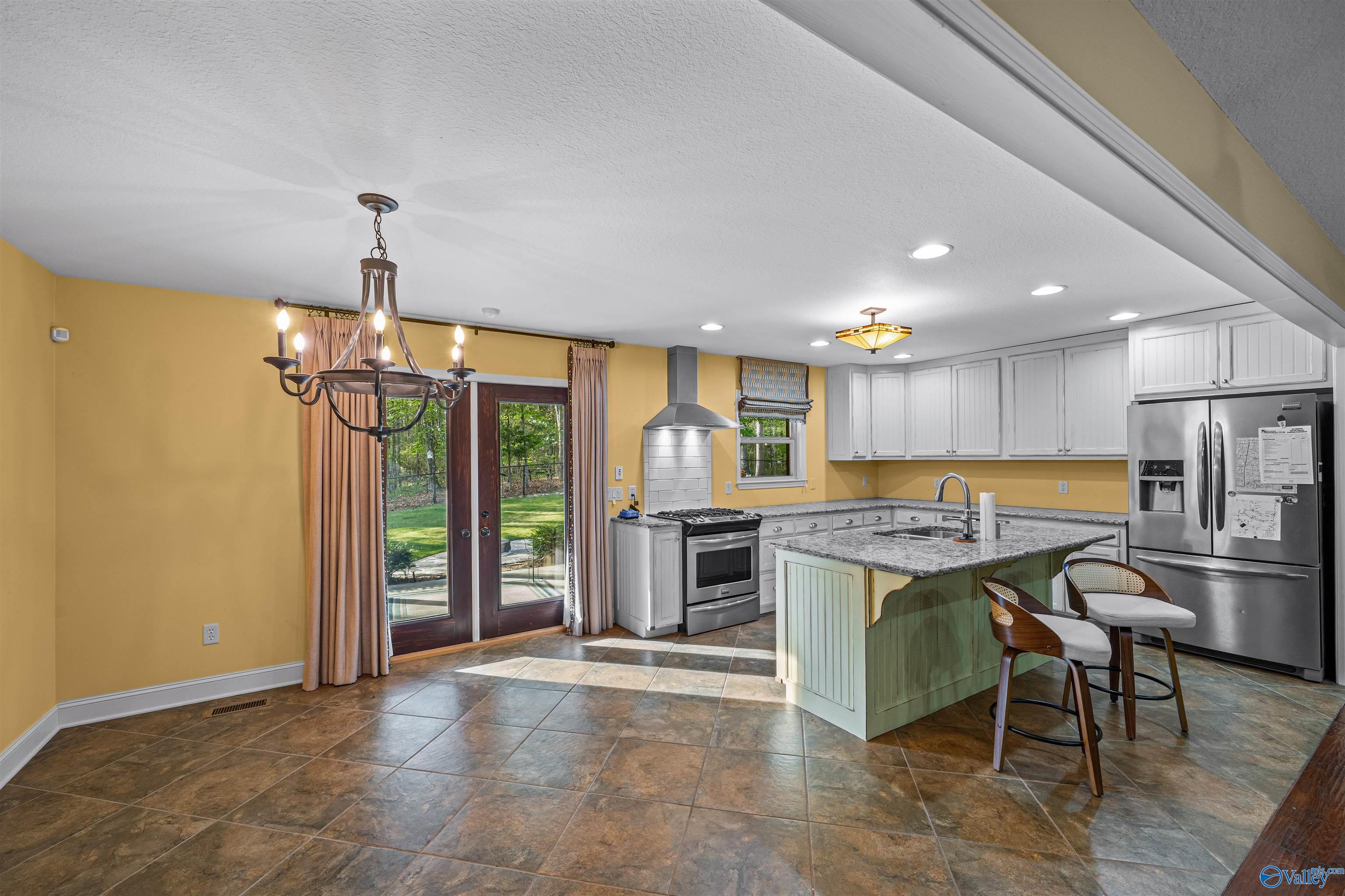 3300 Hardinger Road