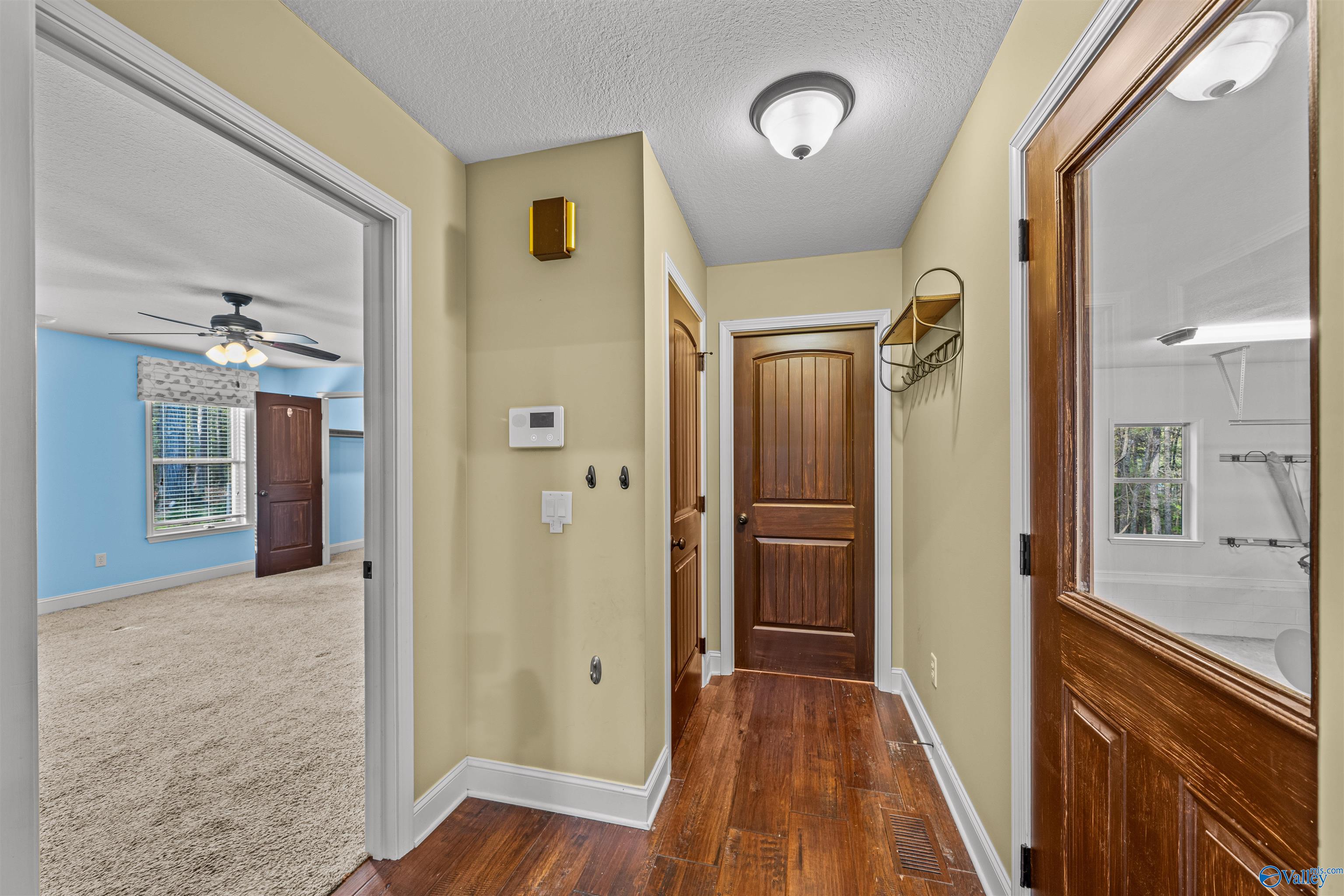 3300 Hardinger Road
