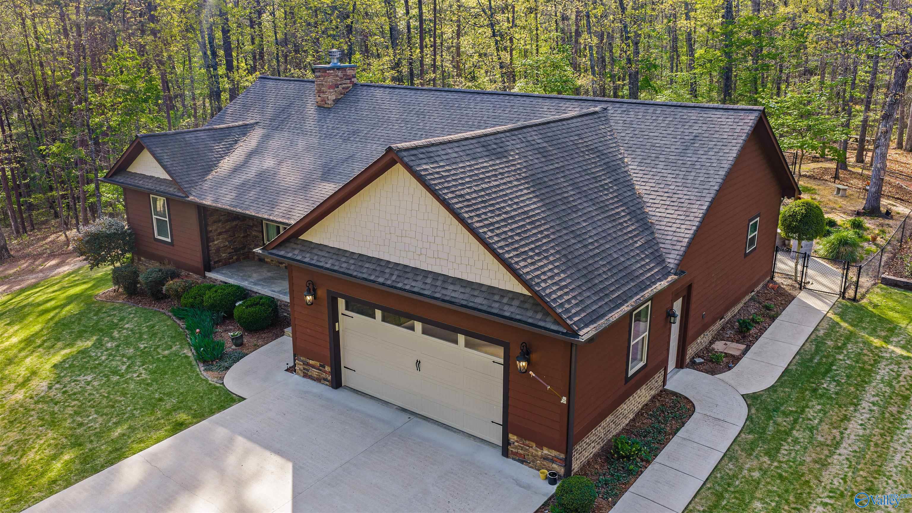 3300 Hardinger Road