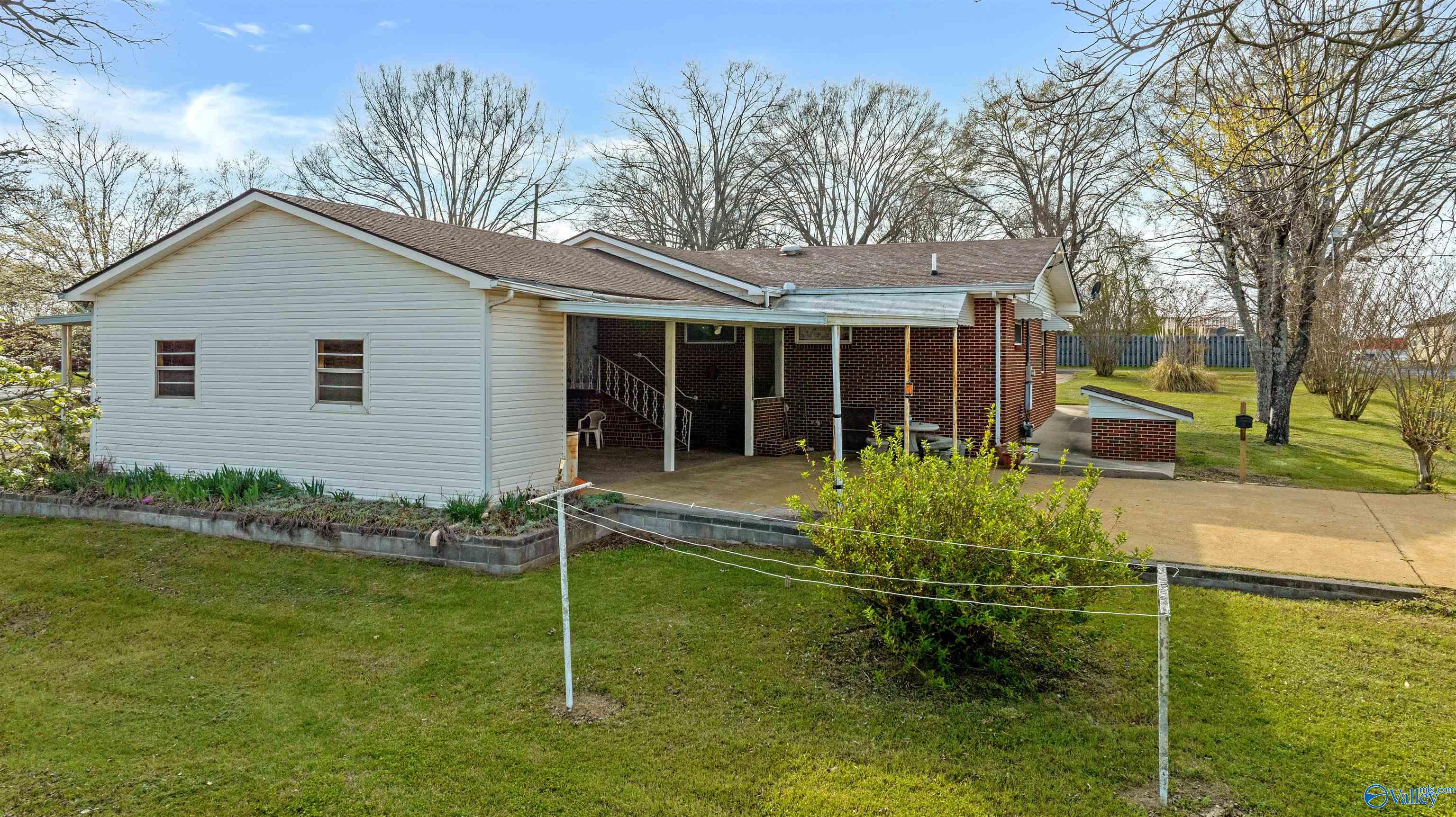 61 Rains Avenue SE