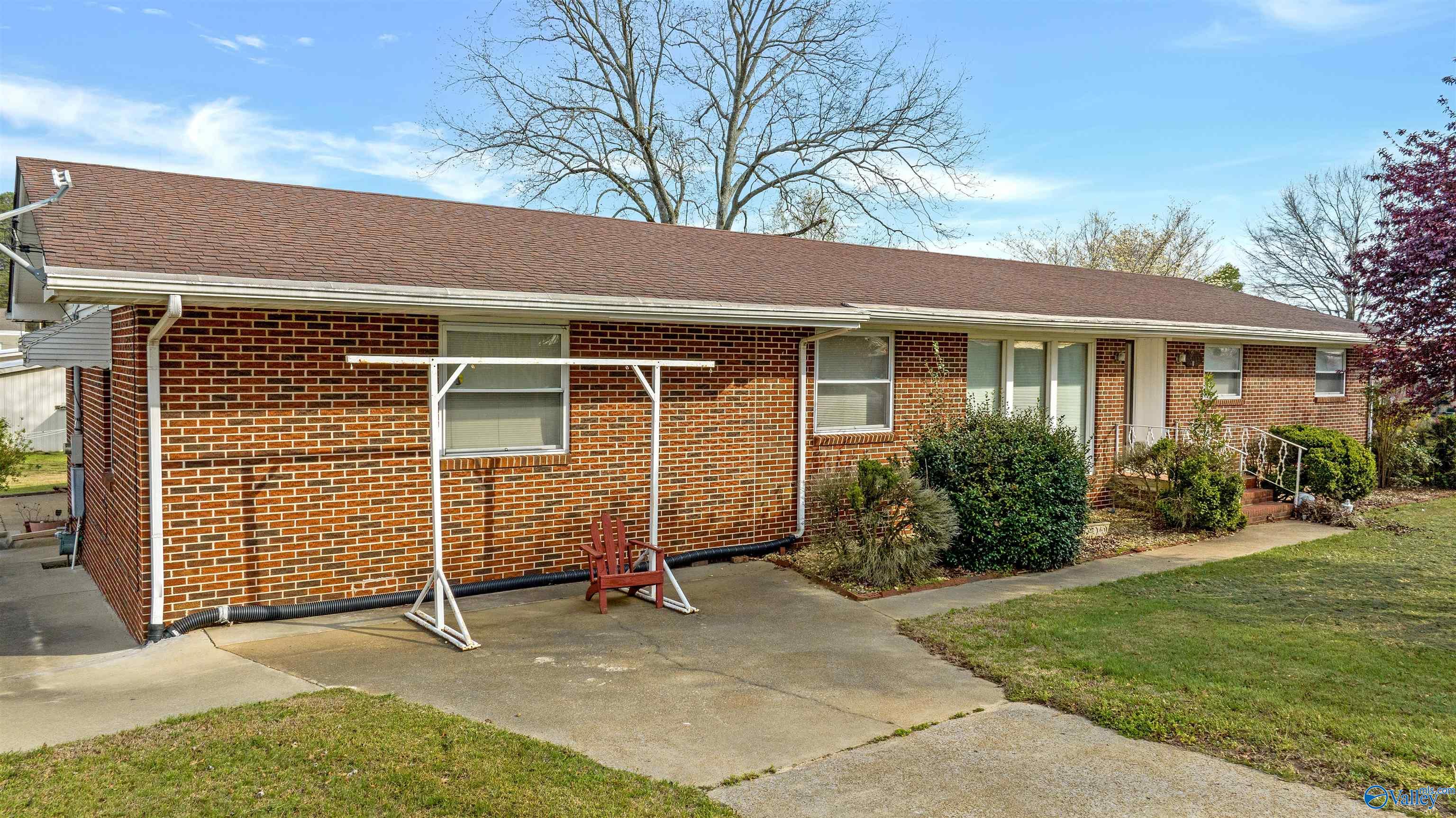 61 Rains Avenue SE