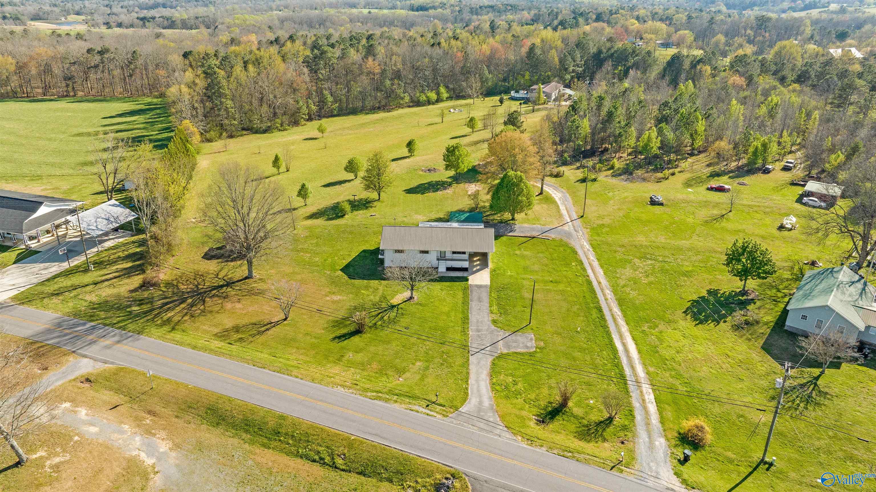 5232 County Road 78
