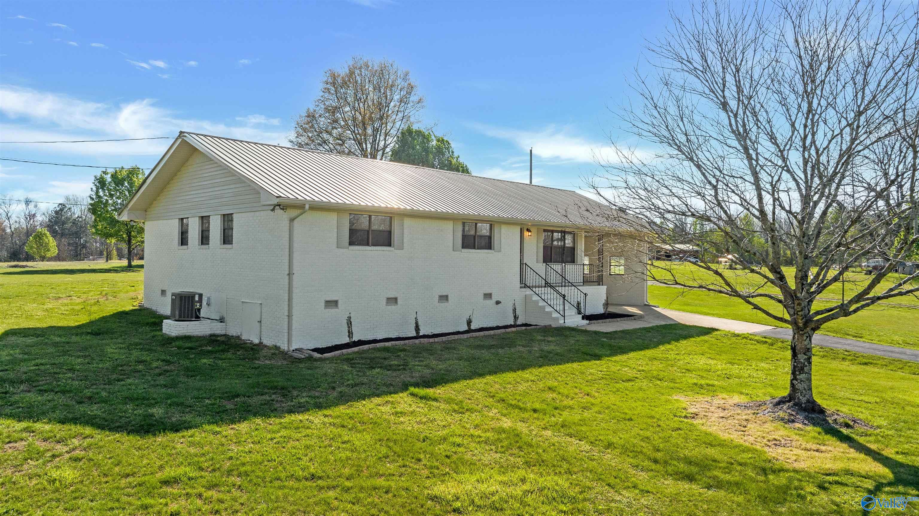 5232 County Road 78