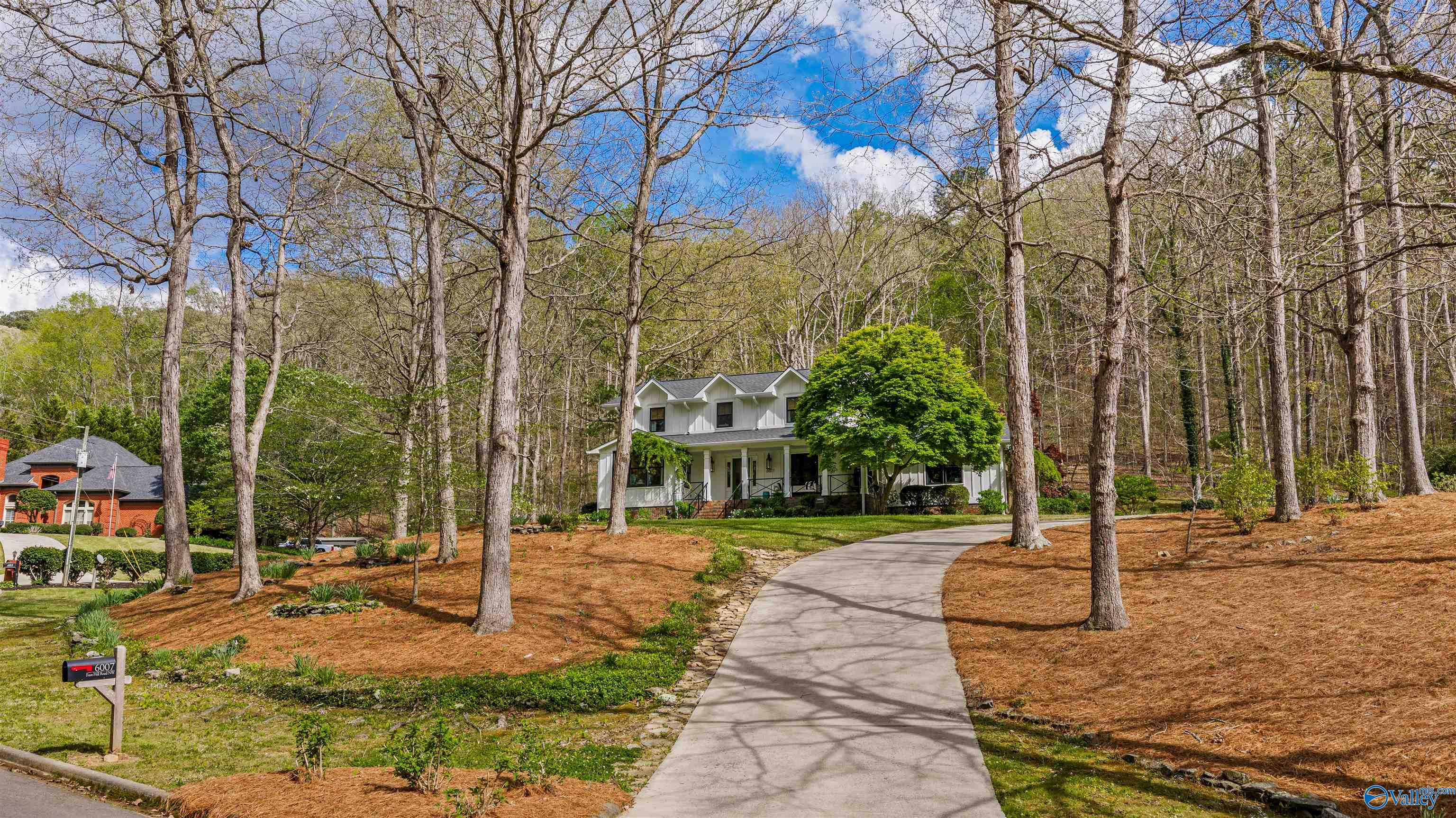 6007 Foothill Road