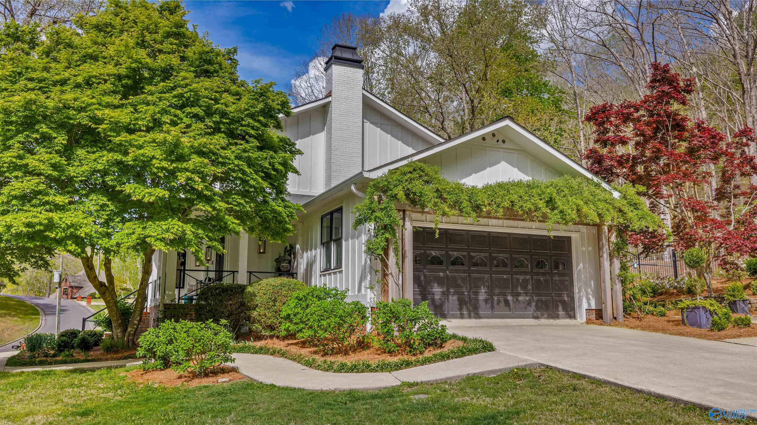 6007 Foothill Road