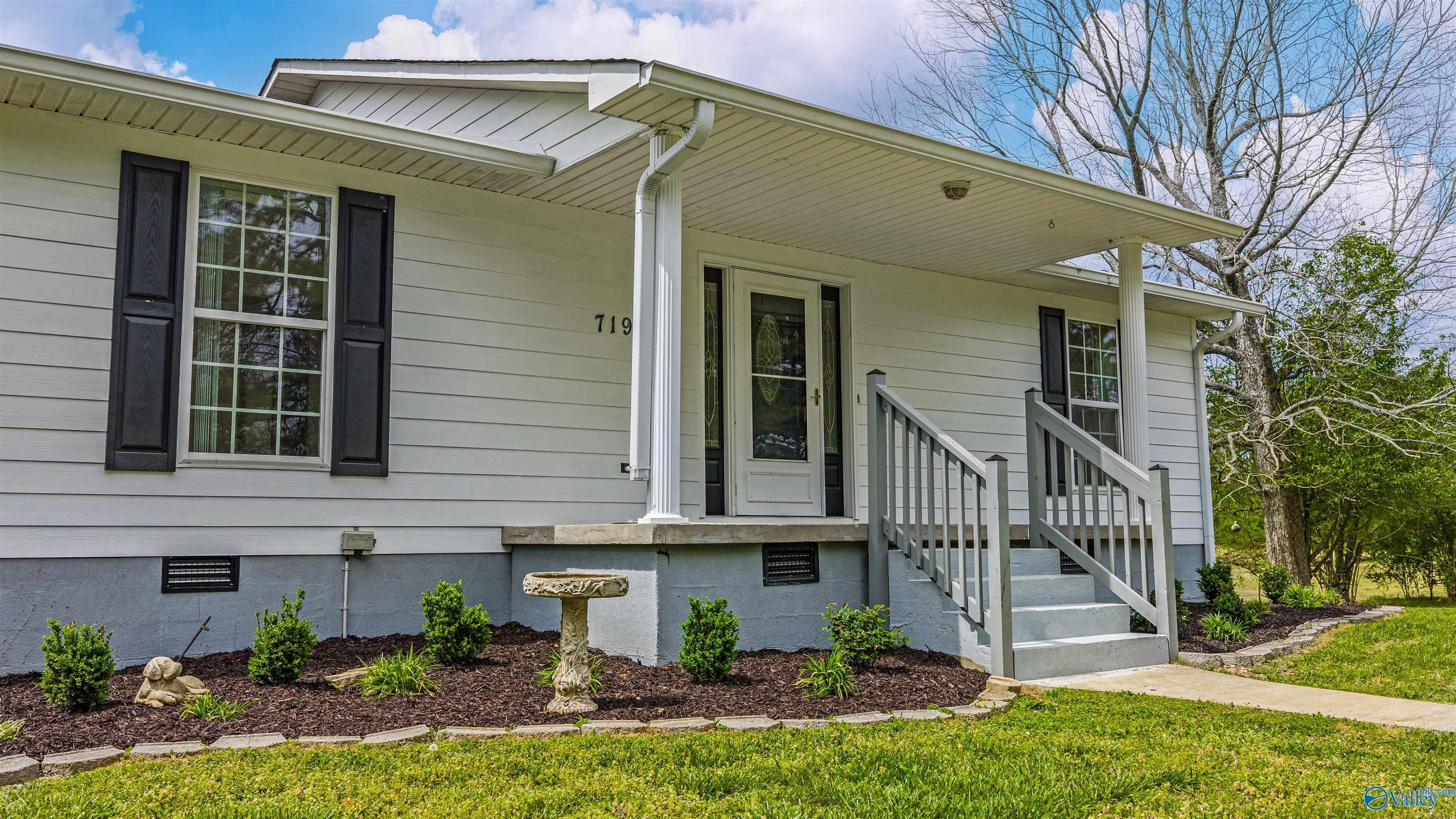 719 County Road 89 S