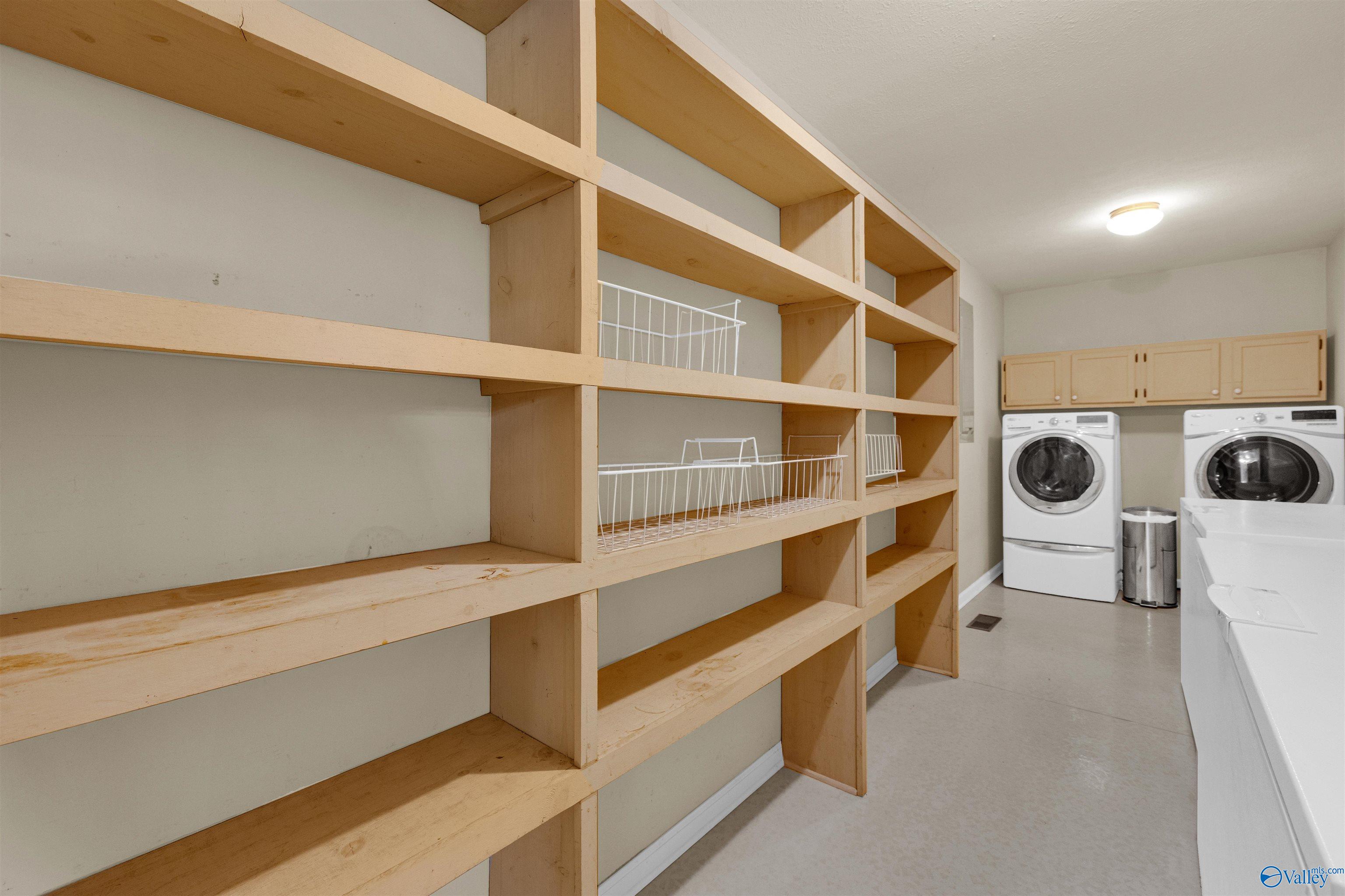 4209 Greenhill Blvd NW