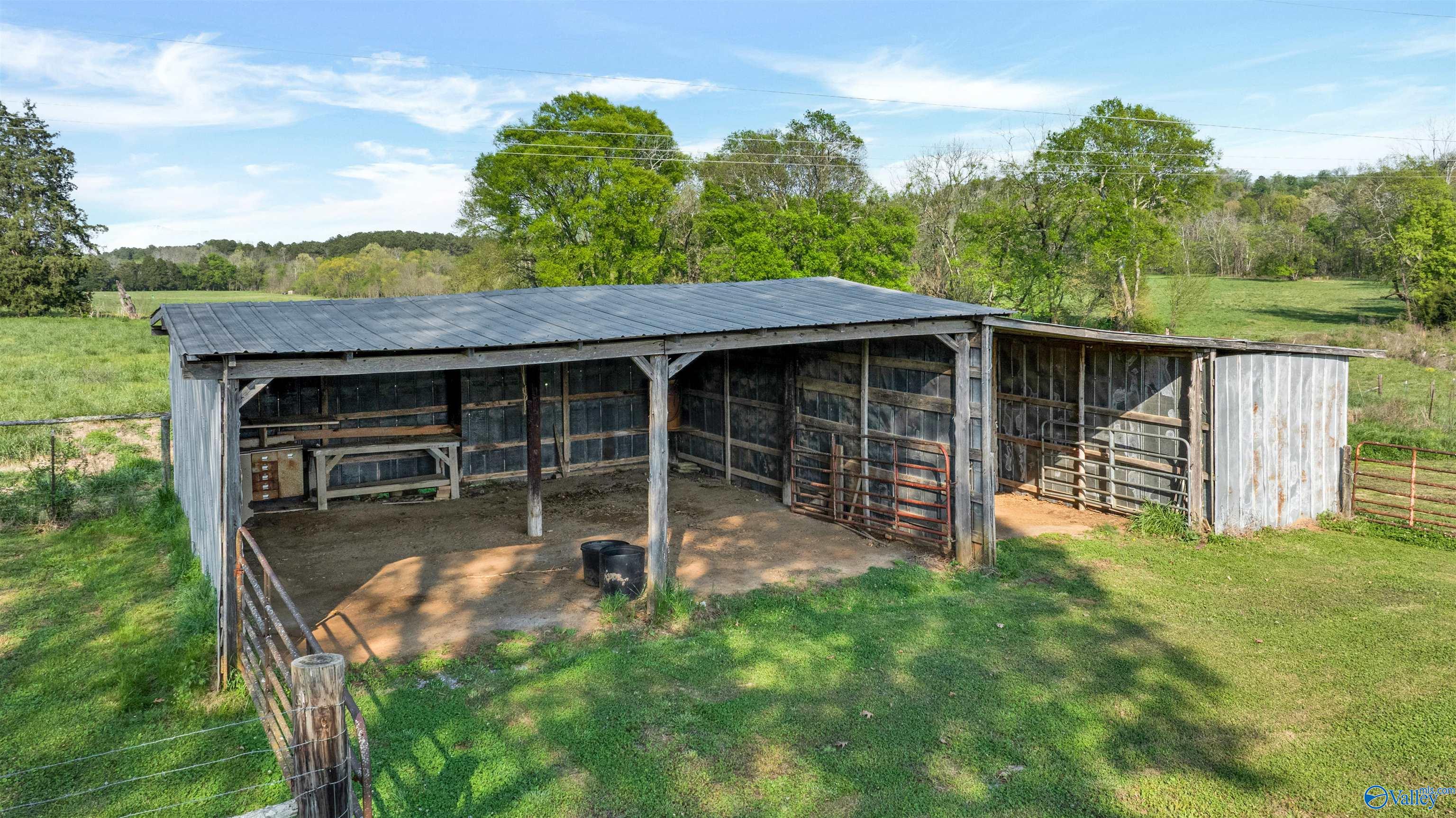 4209 Greenhill Blvd NW