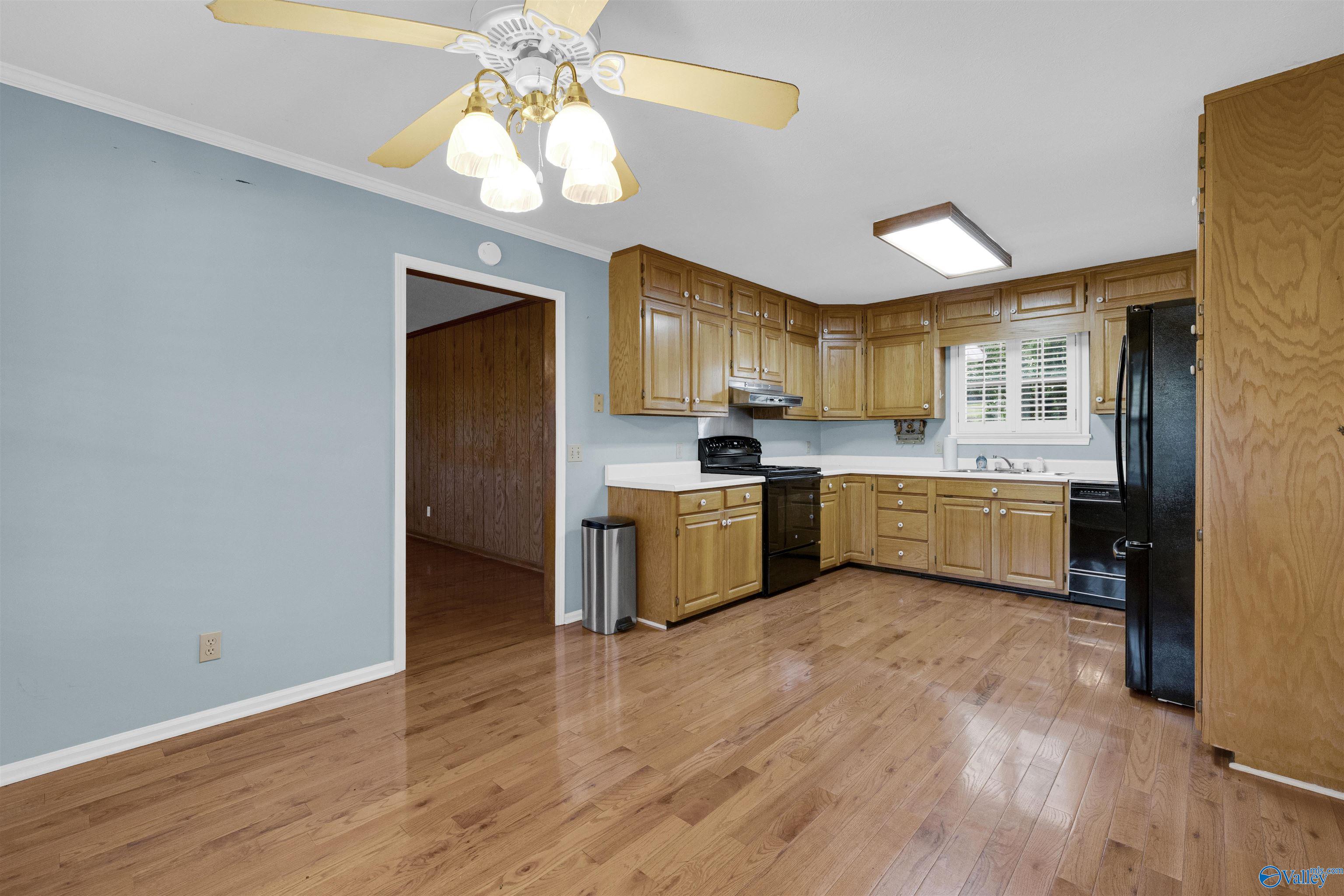 4209 Greenhill Blvd NW