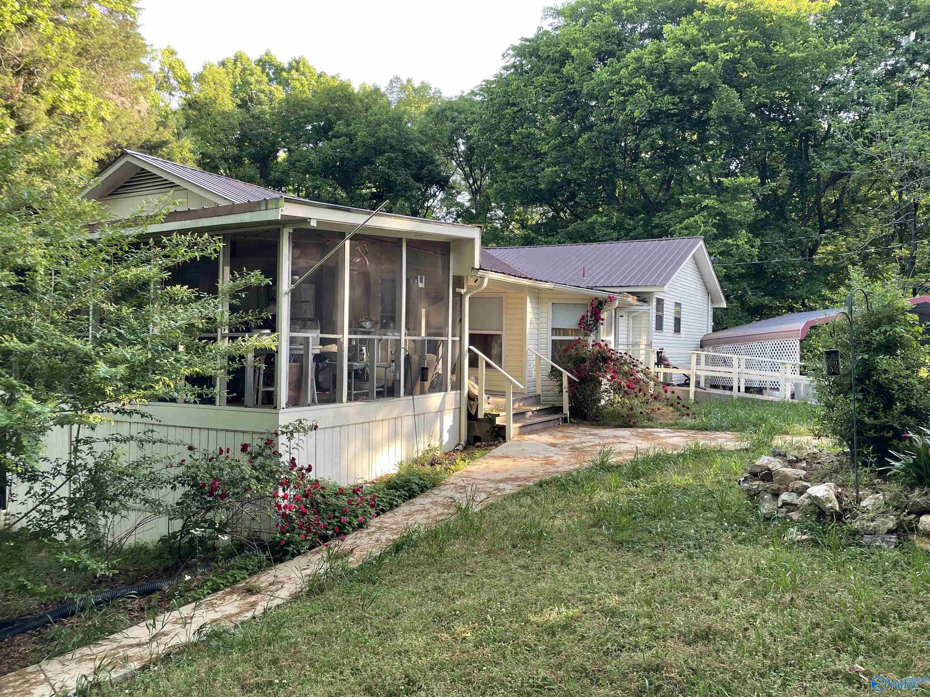 595 County Road 40