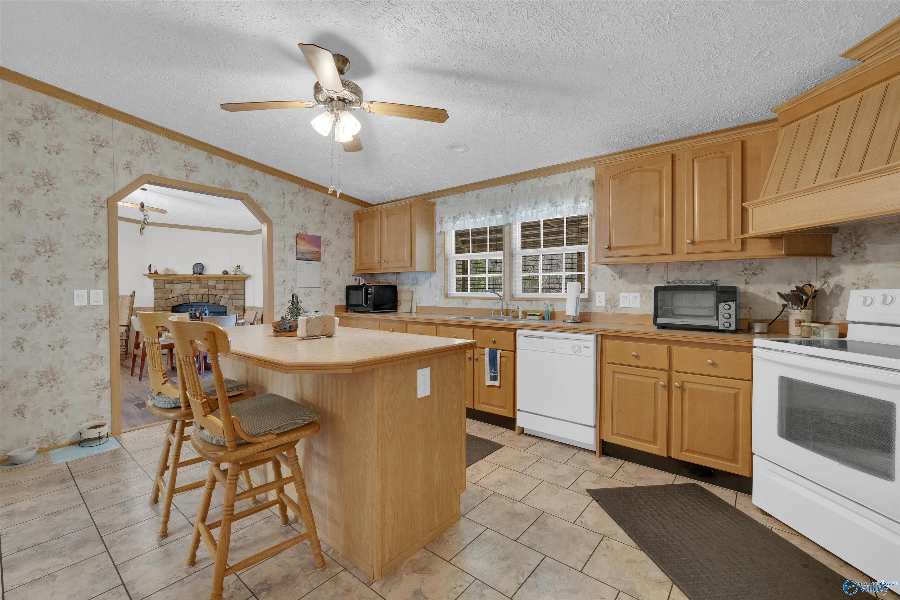 386 County Road 520