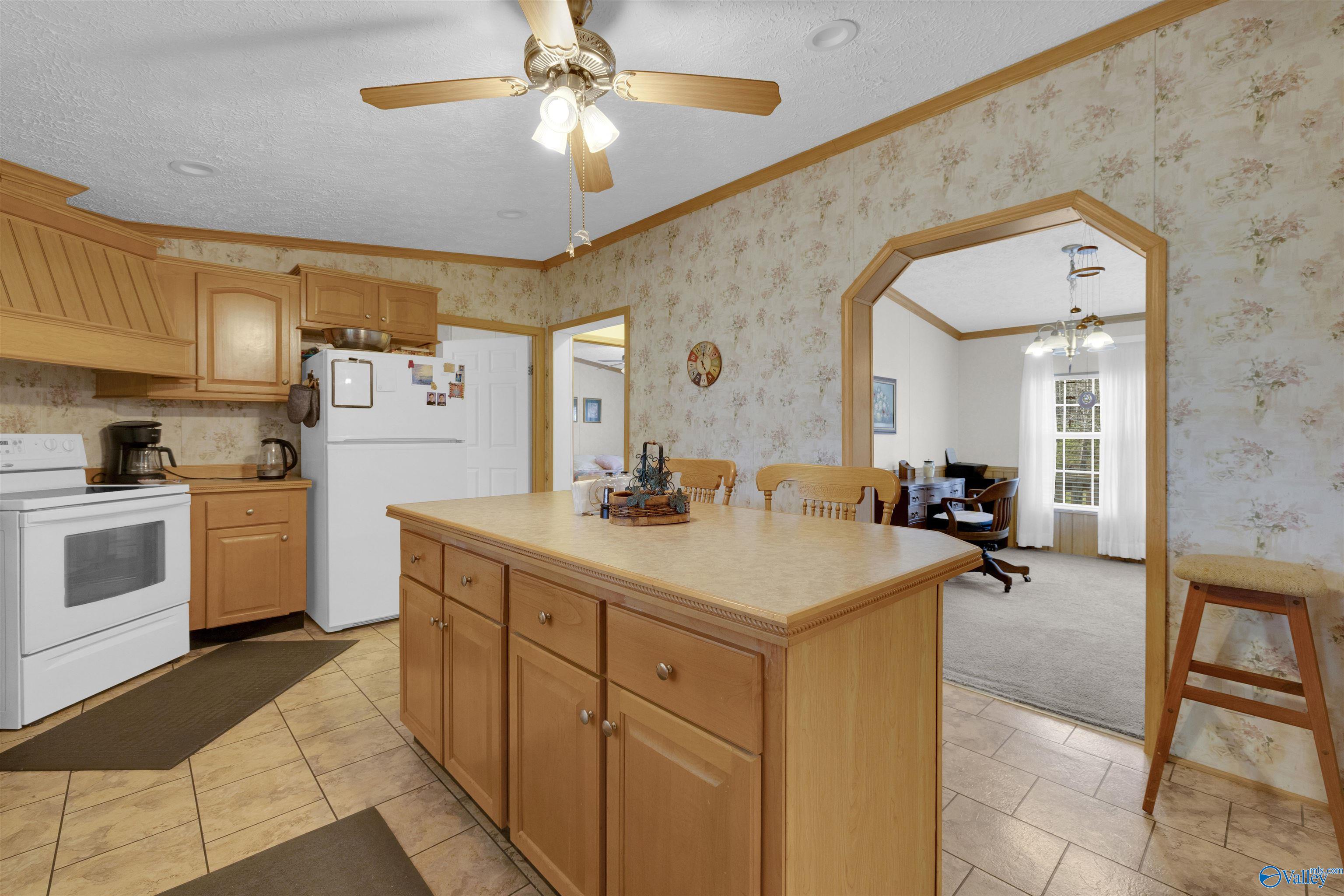 386 County Road 520