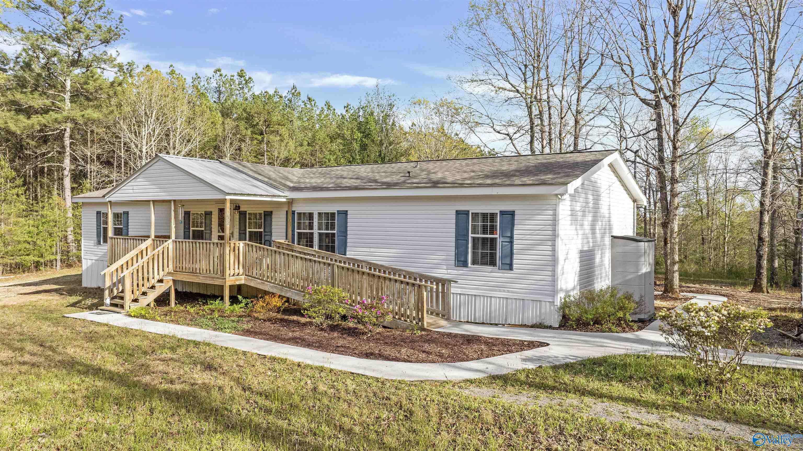 386 County Road 520
