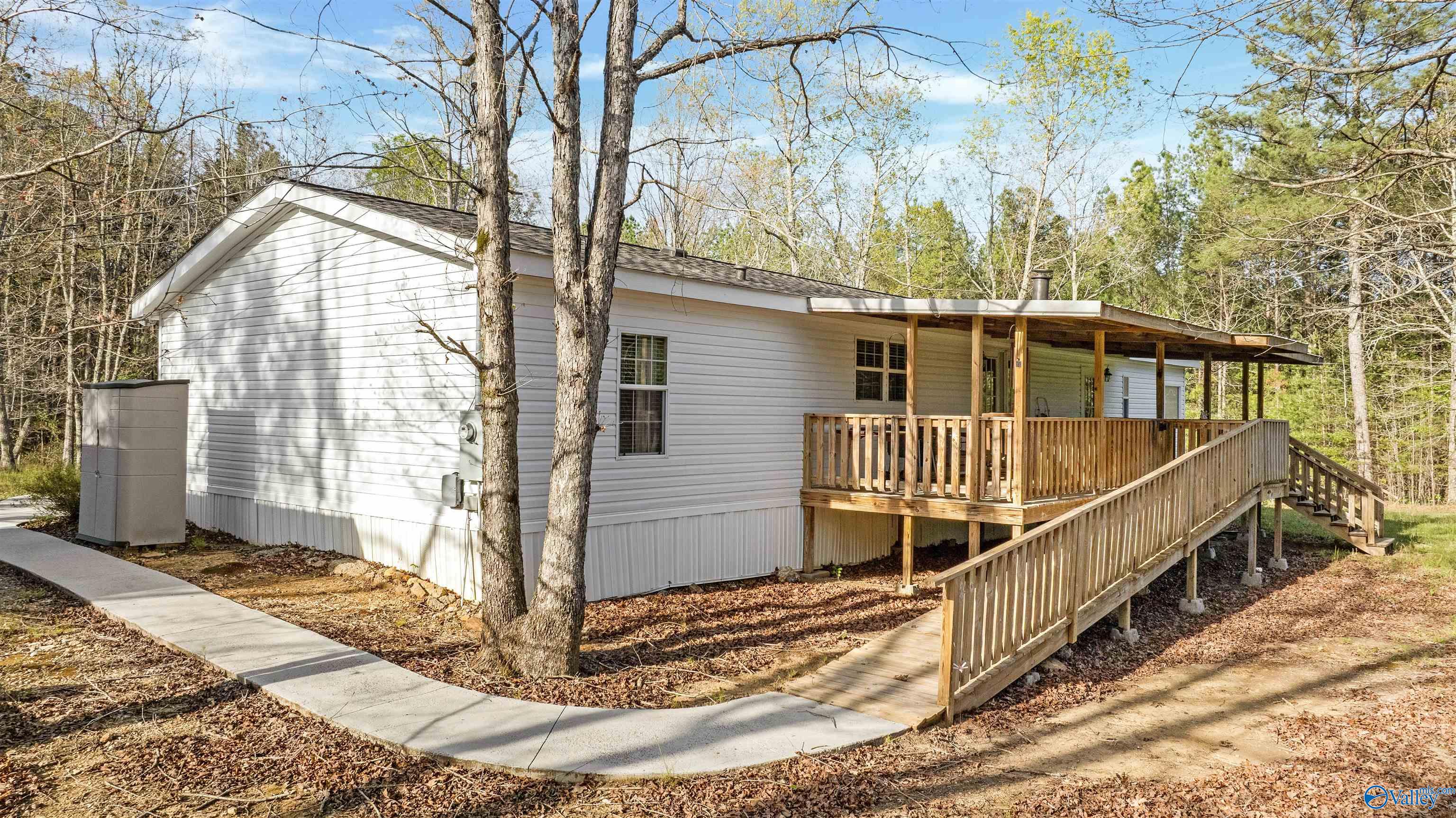 386 County Road 520