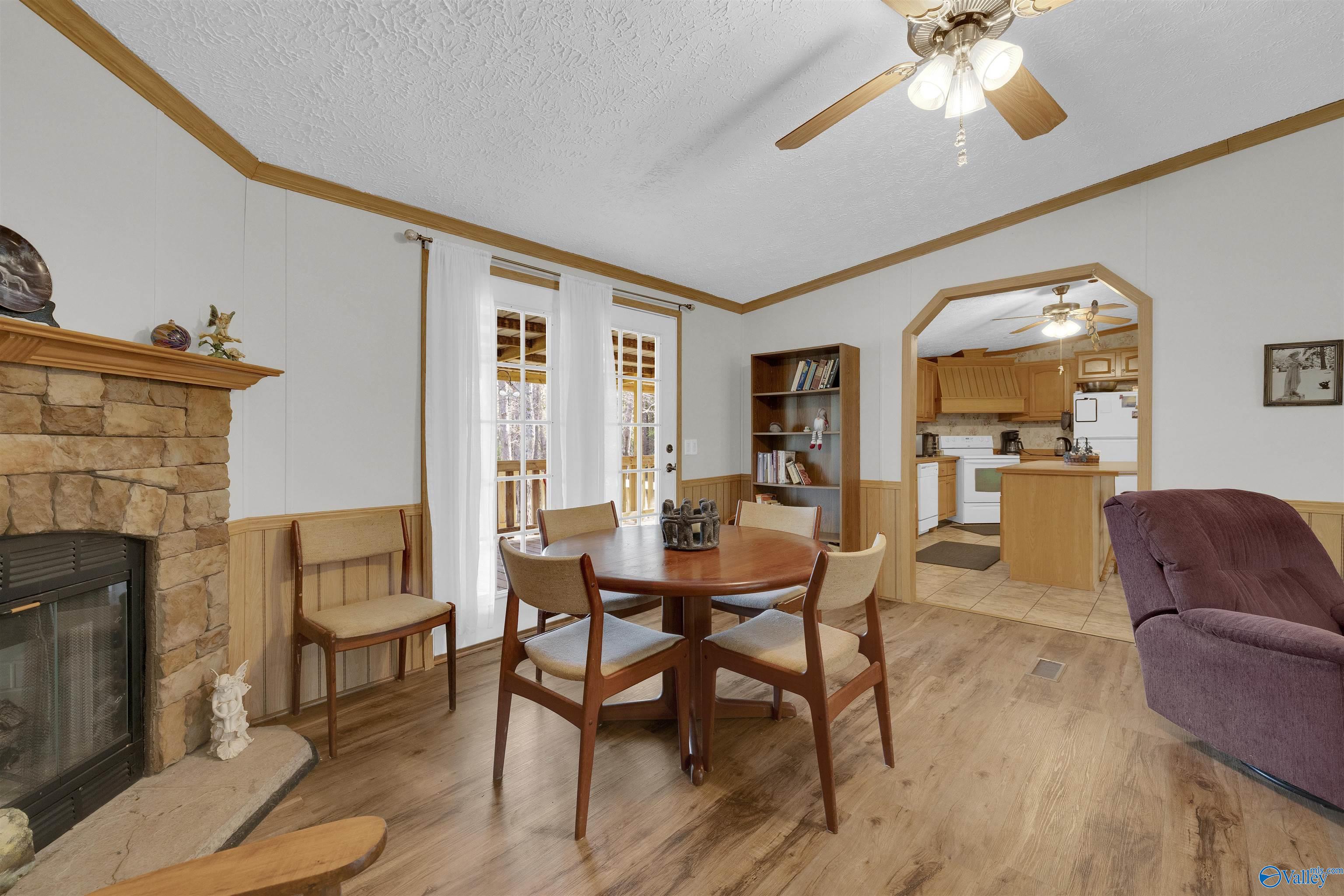 386 County Road 520