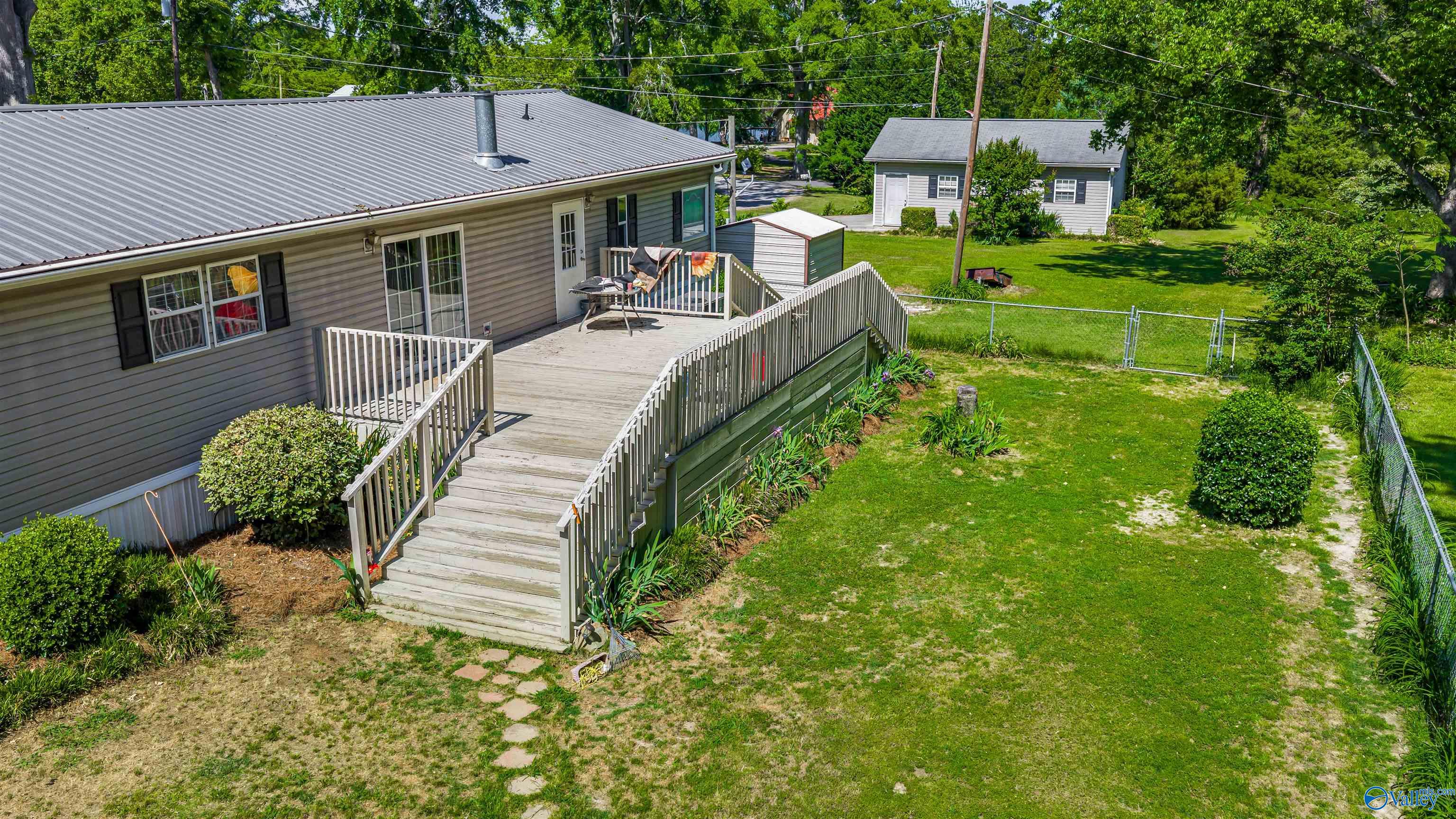 20 County Road 371