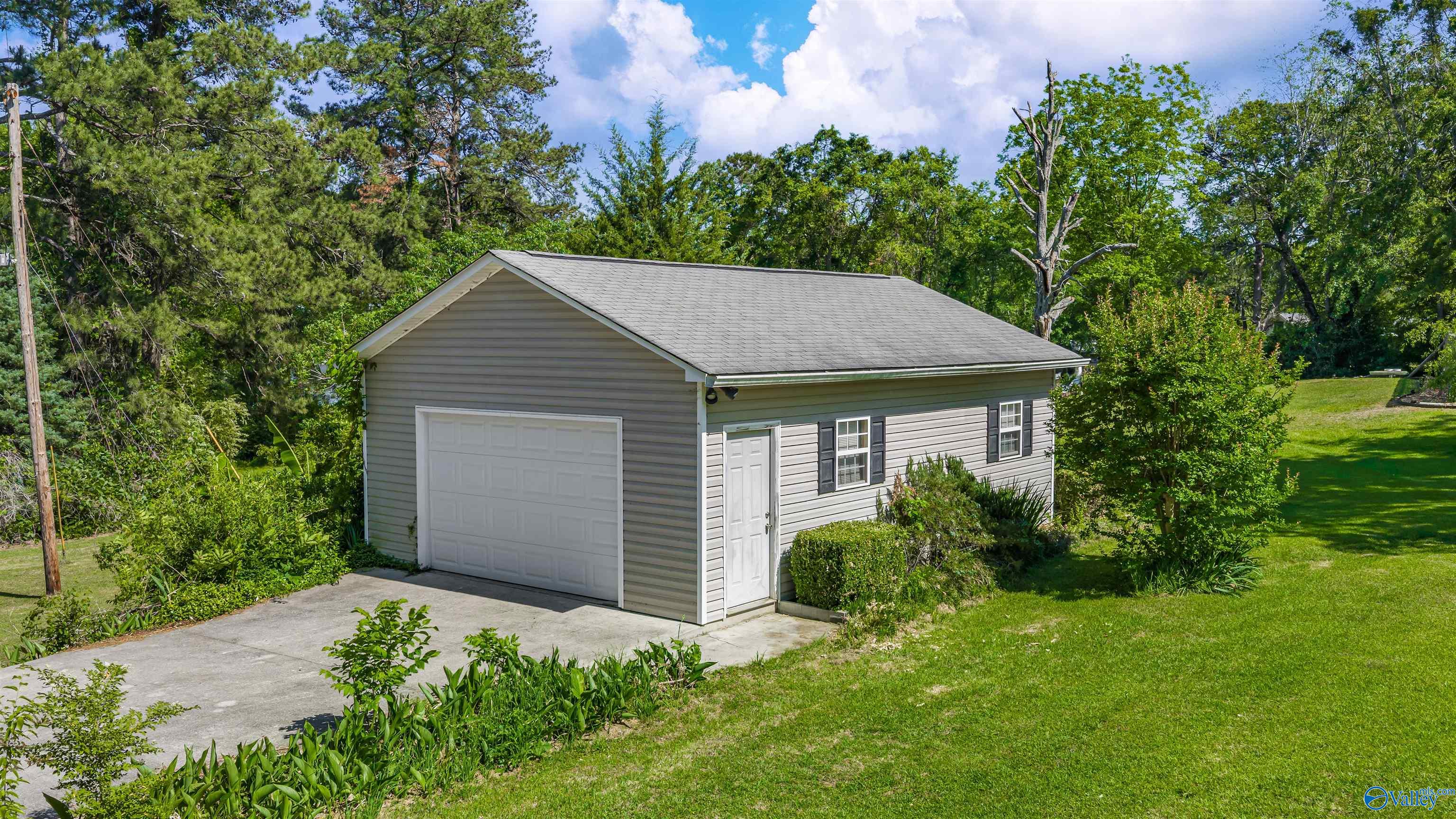 20 County Road 371