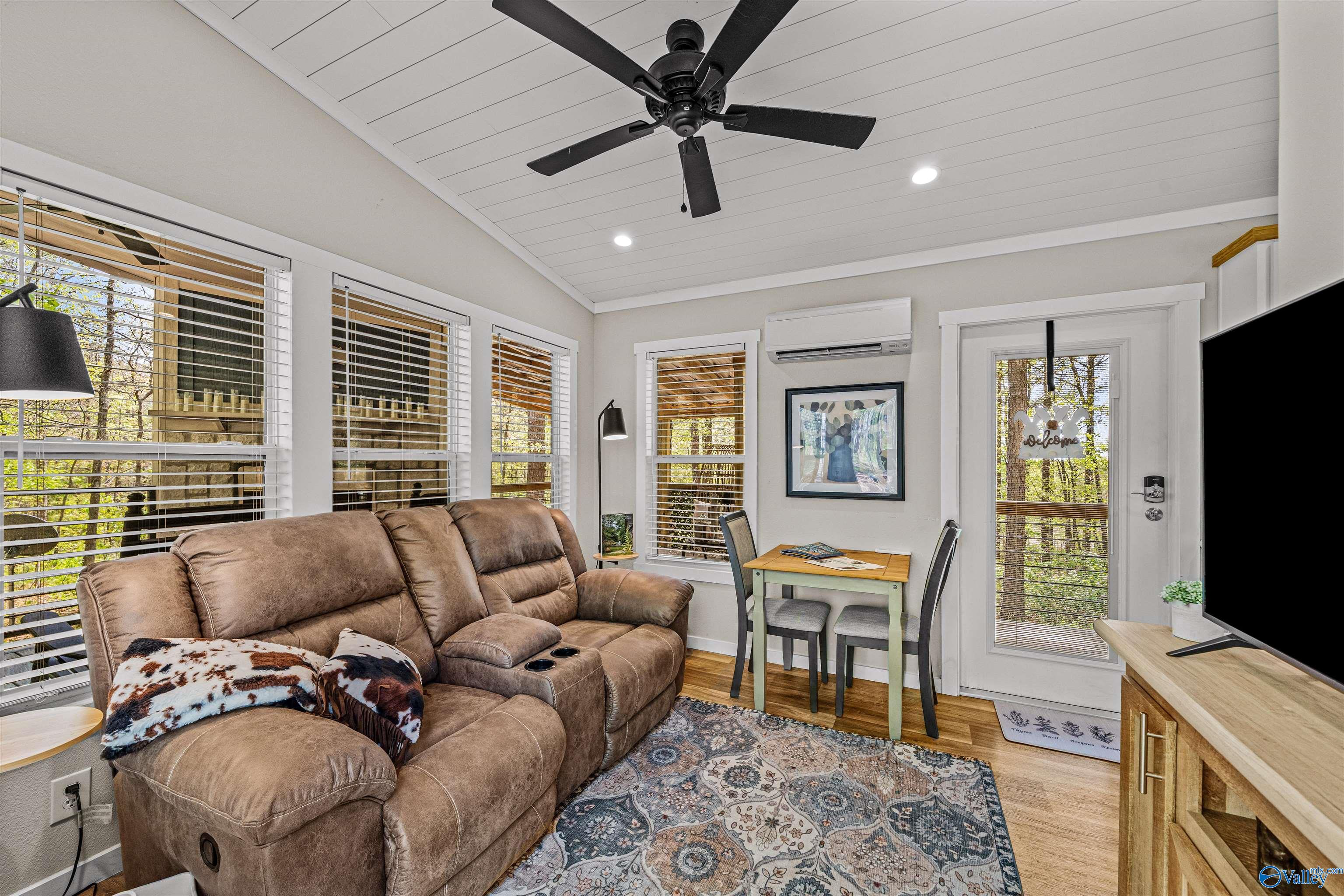 656 County Road 642