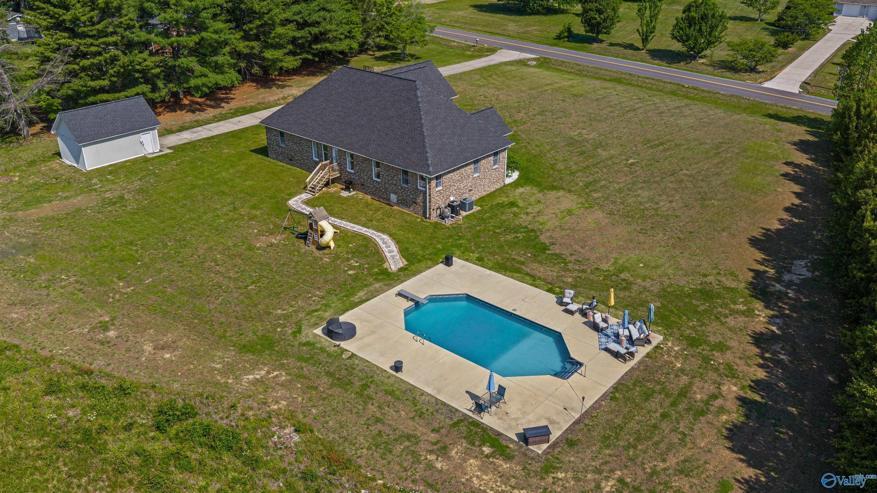 621 Sunset Drive