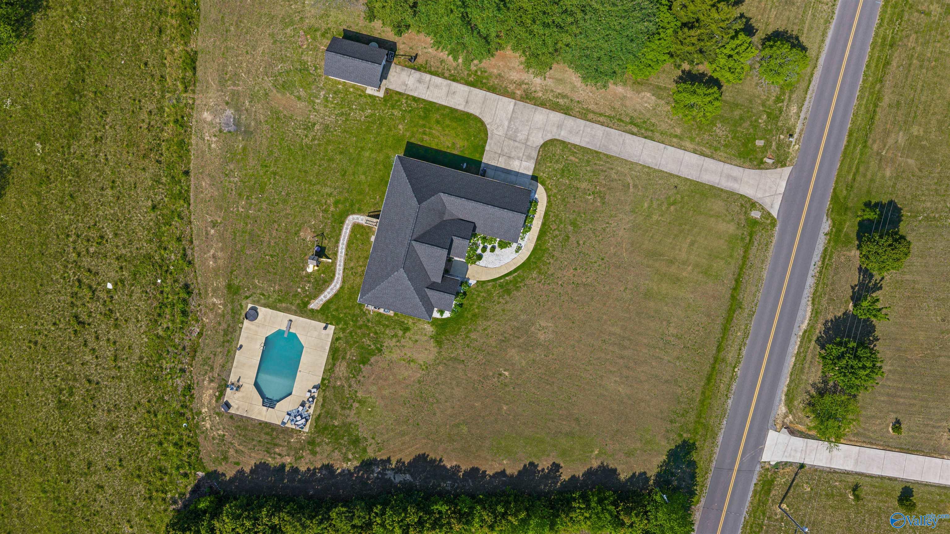 621 Sunset Drive
