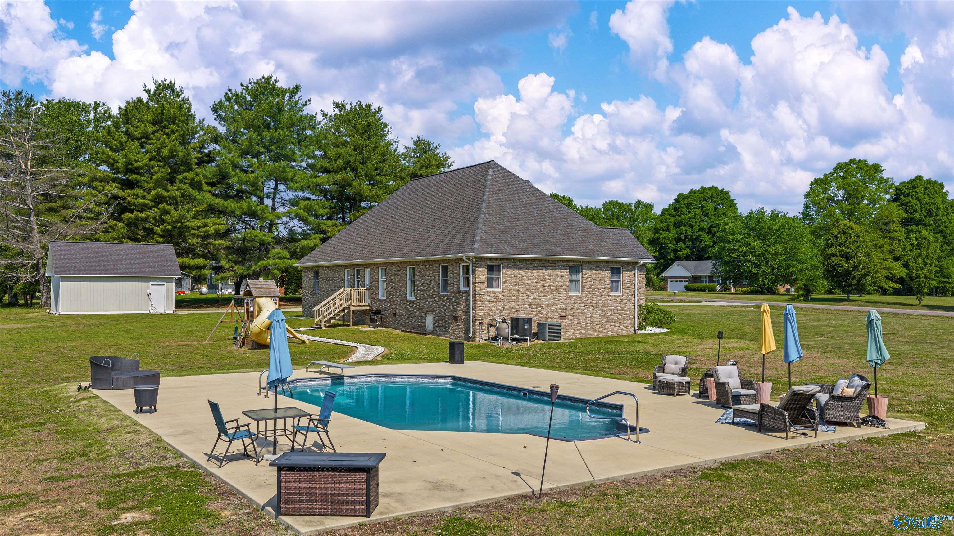 621 Sunset Drive