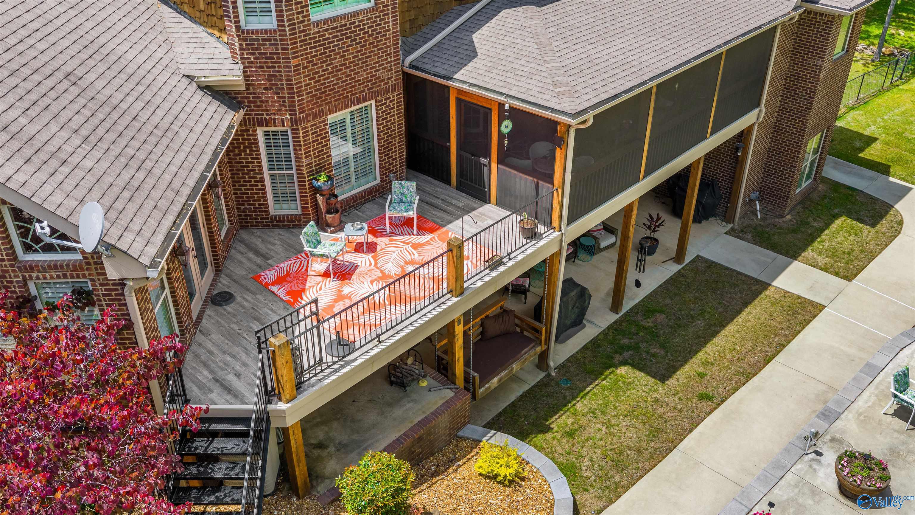28 Caney Creek Drive