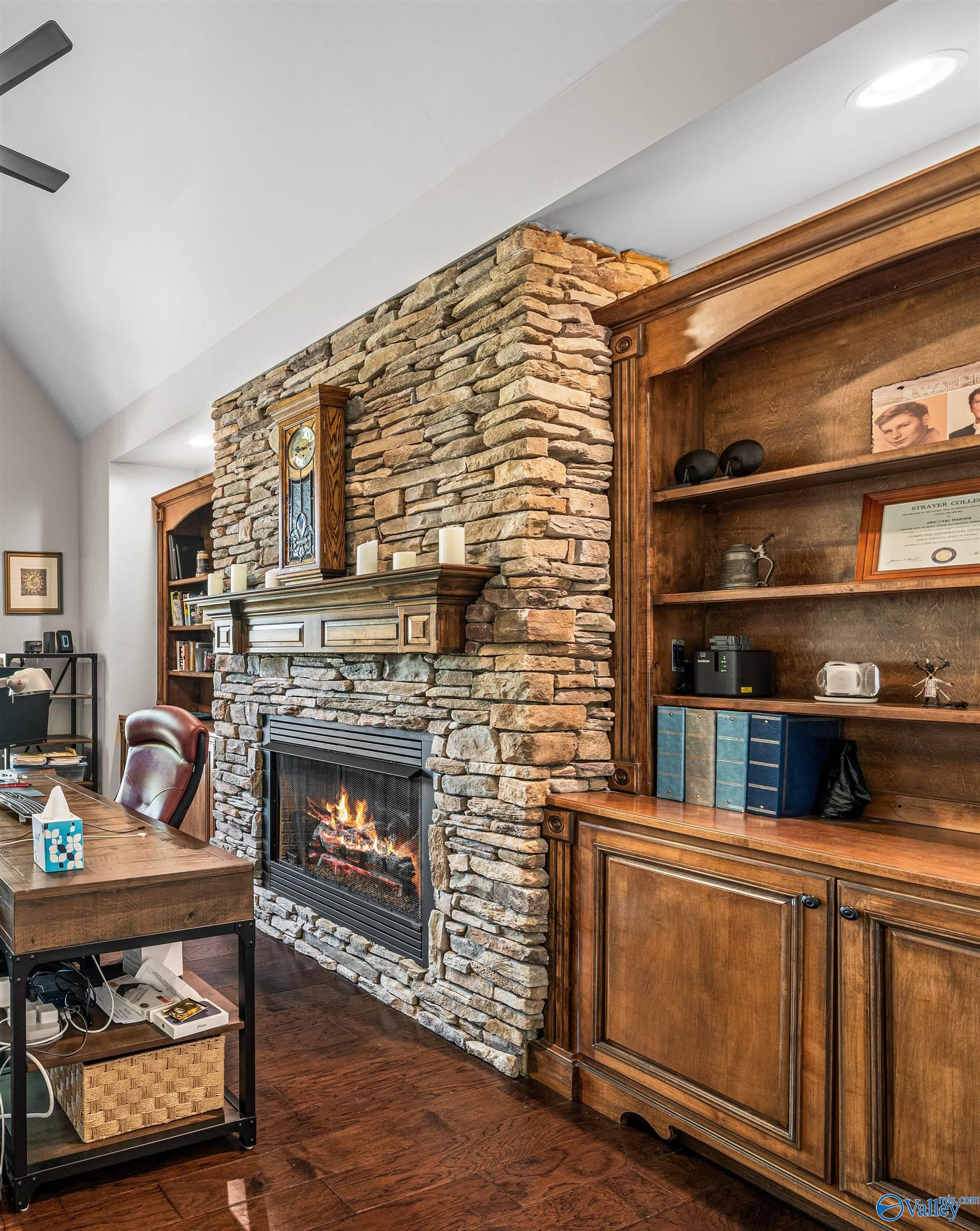 28 Caney Creek Drive