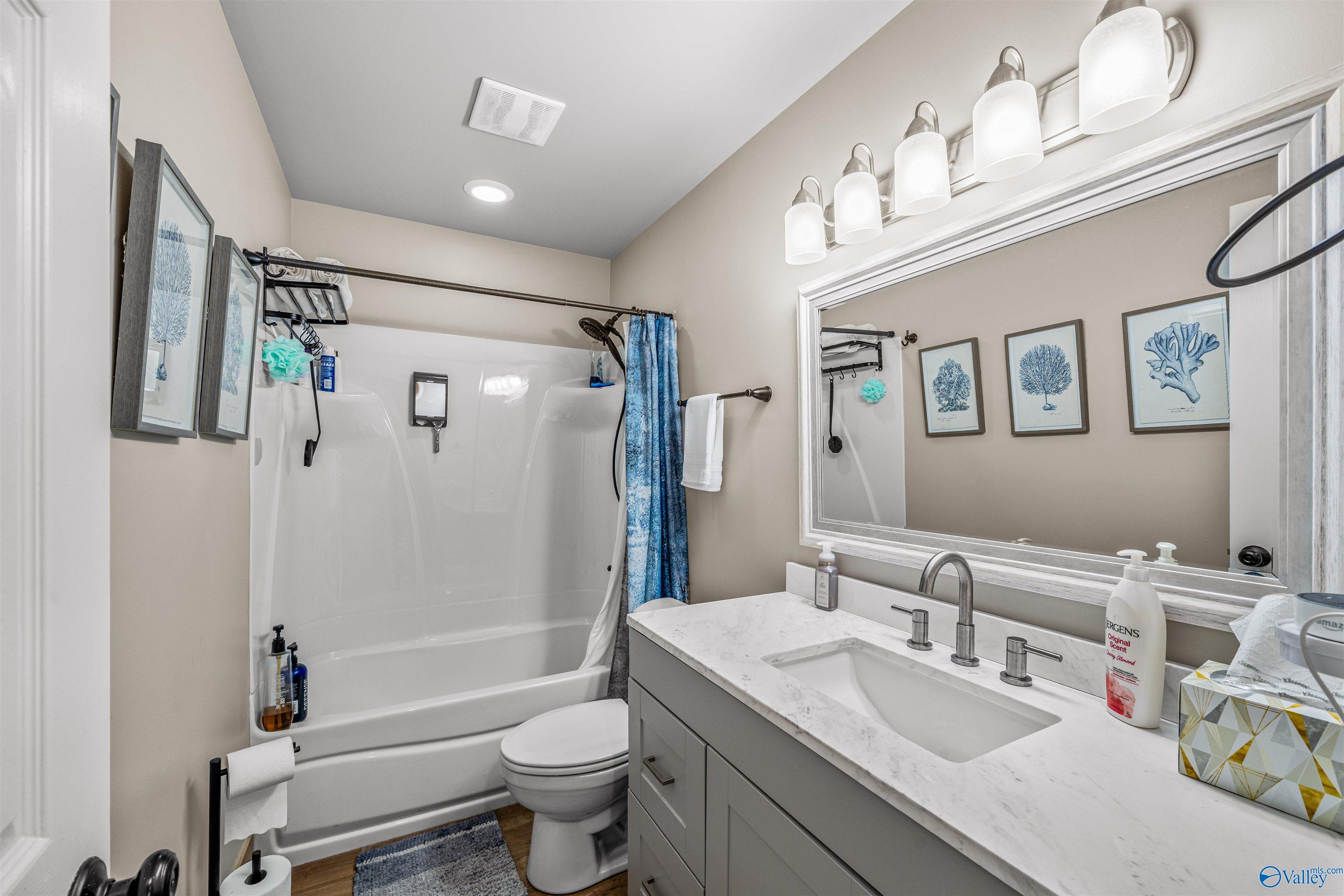 28 Caney Creek Drive
