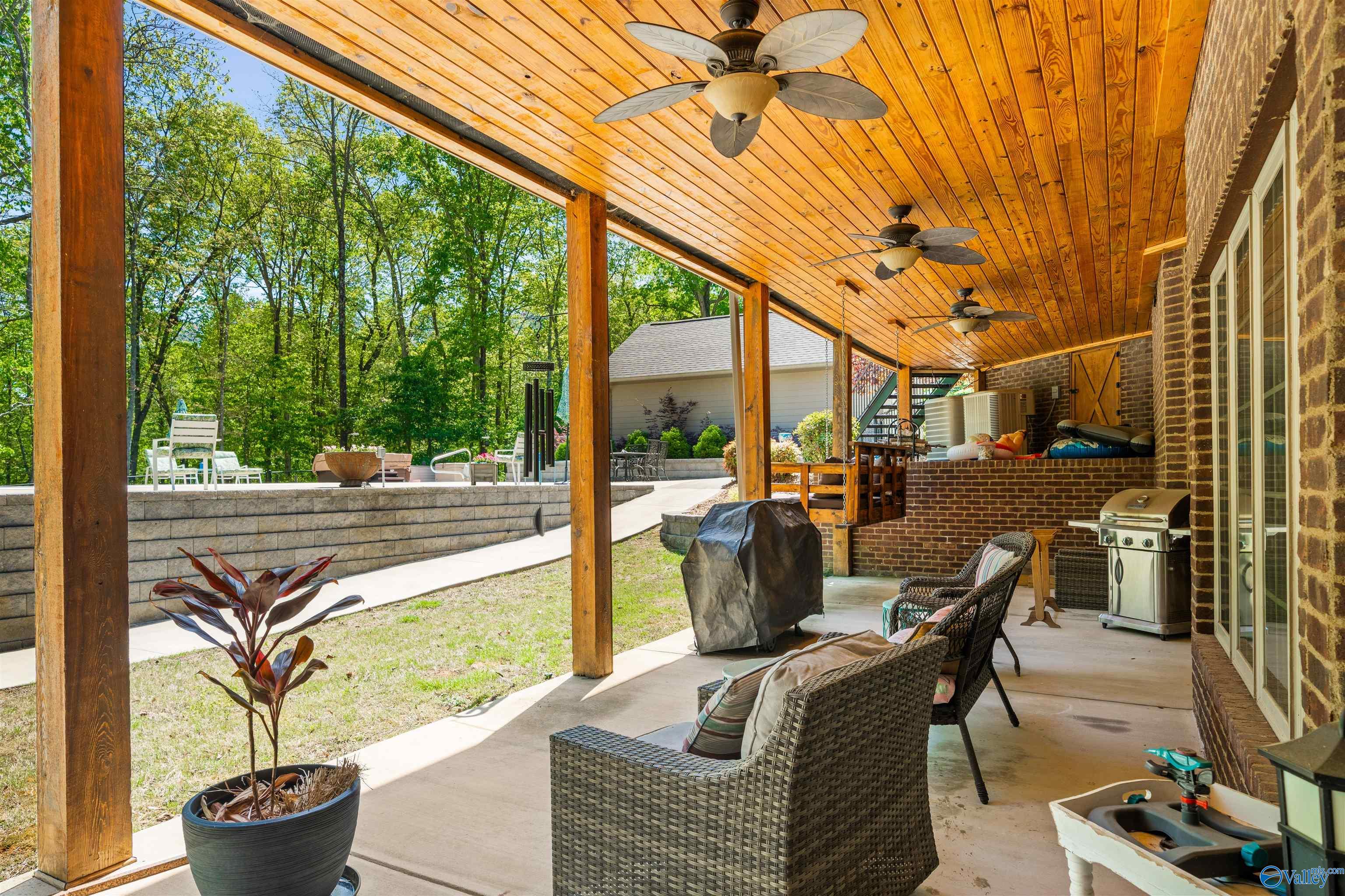 28 Caney Creek Drive