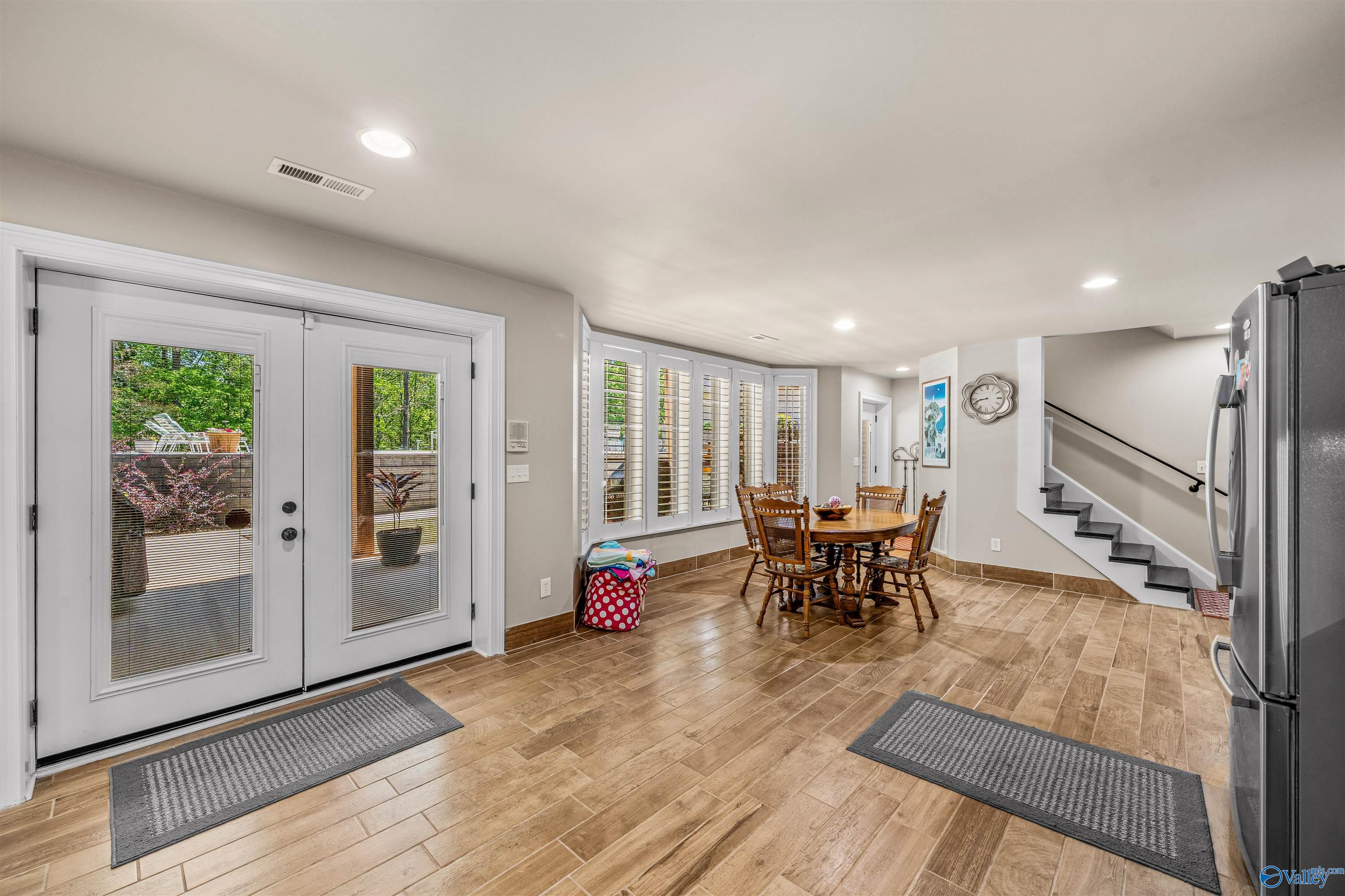28 Caney Creek Drive