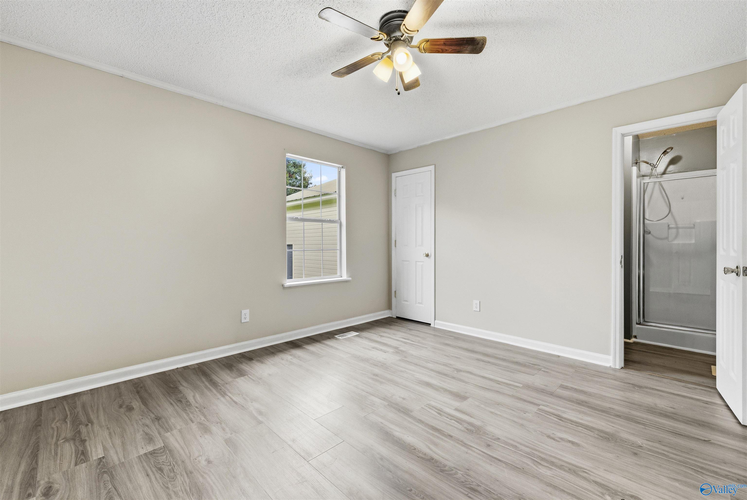 1211 Thornhill Road