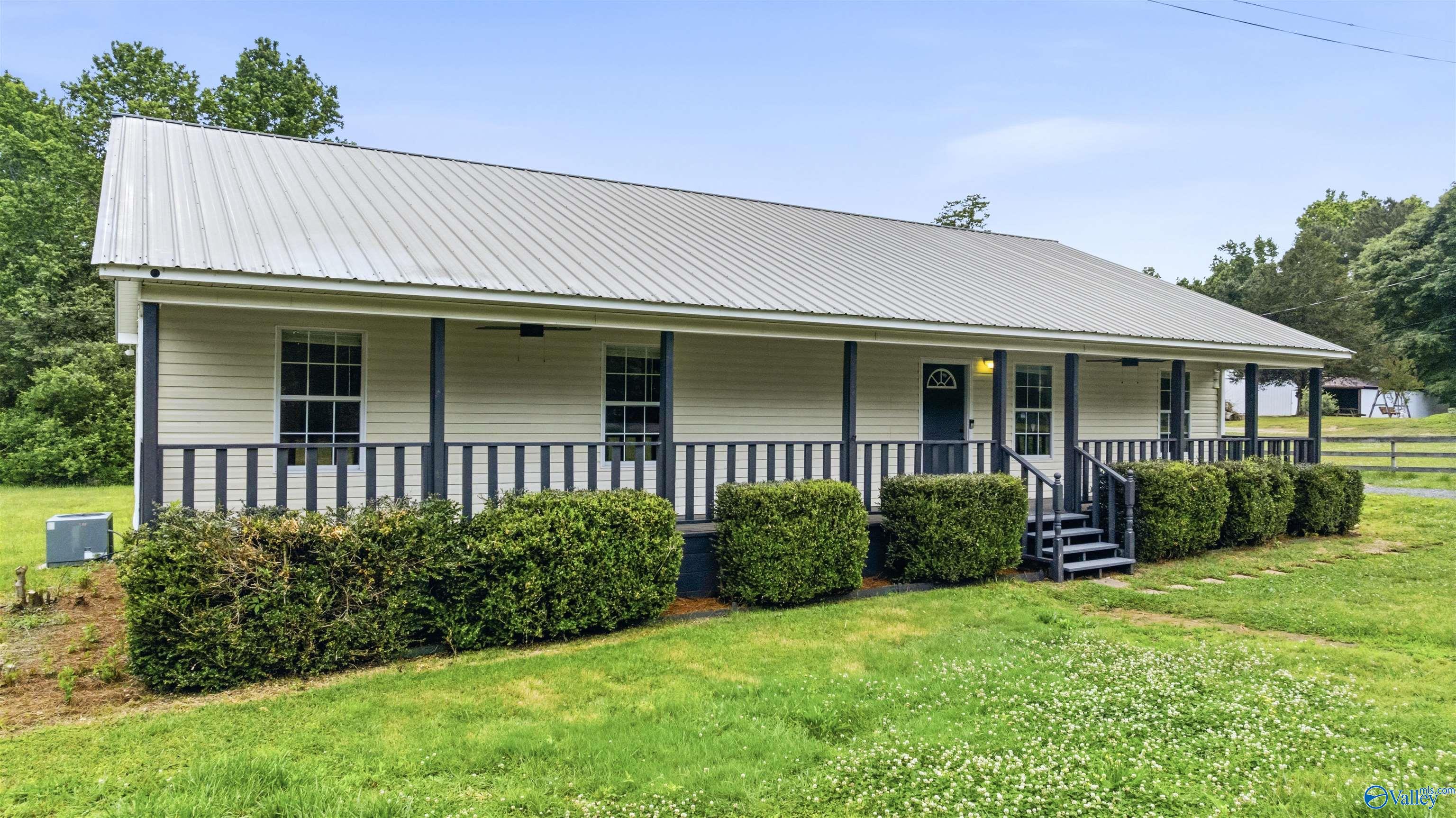 1211 Thornhill Road