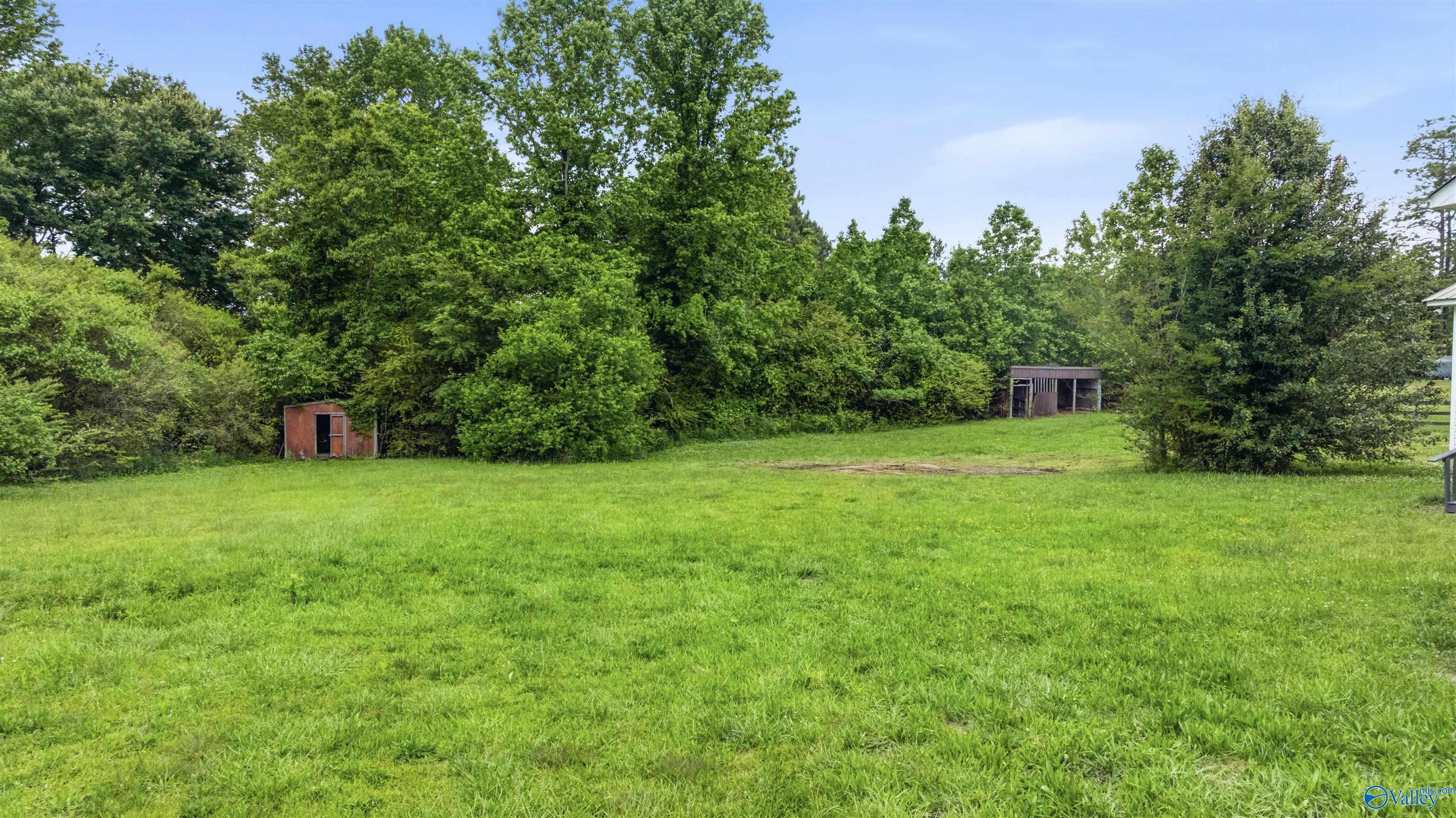 1211 Thornhill Road