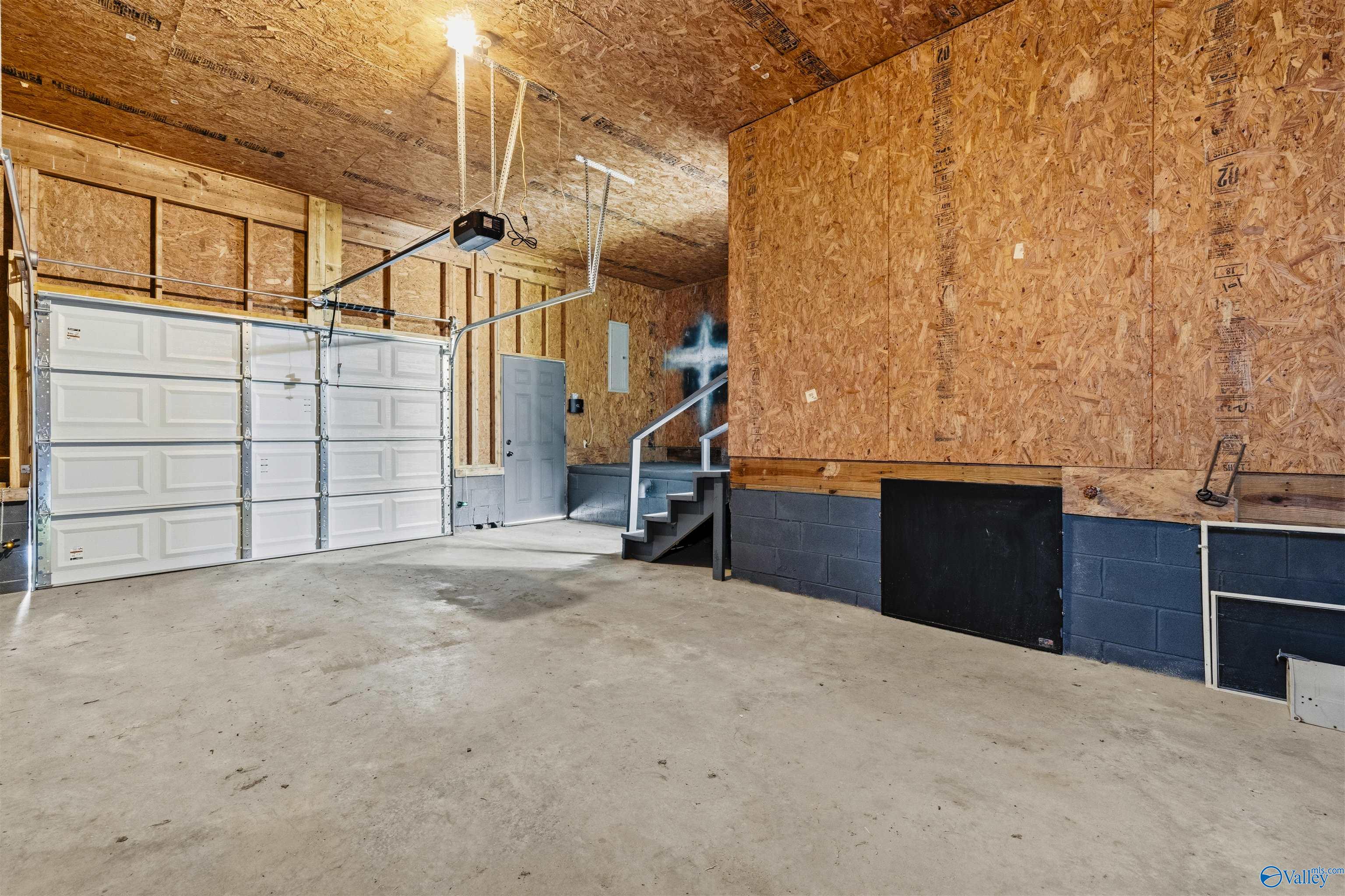 1211 Thornhill Road